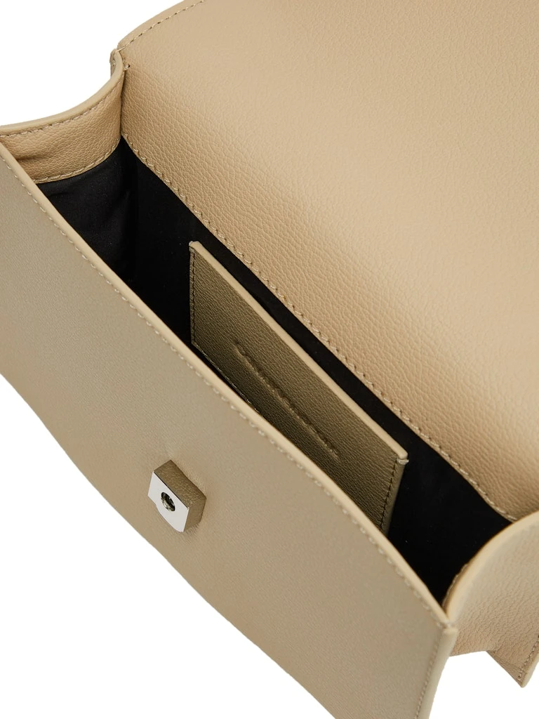 MINIMAL MONOGRAM EW FLAP21