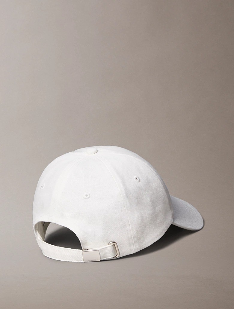 Calvin Klein Kadın Beyaz Cap Şapka - LV04K5044GYAA
