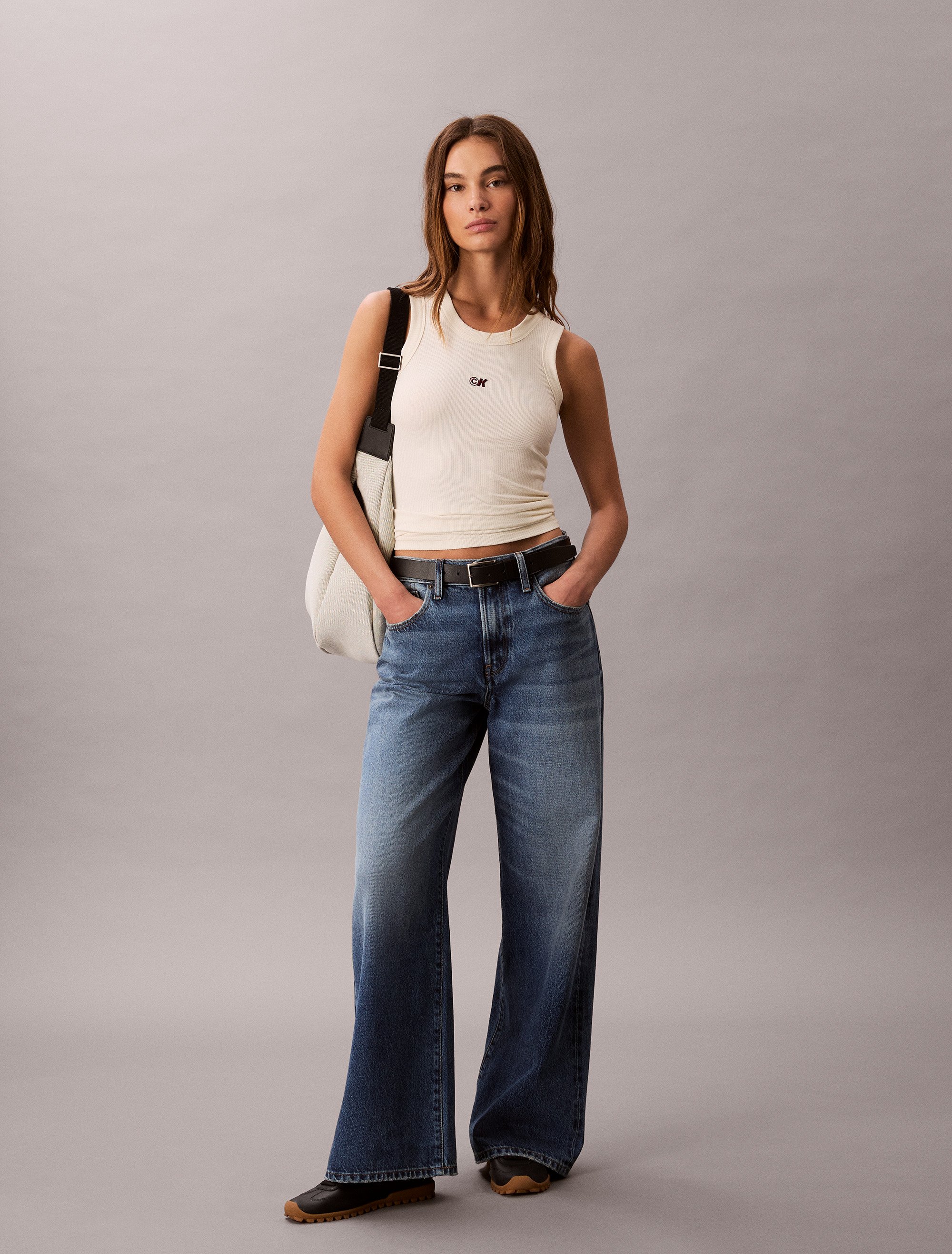 Calvin Klein Kadın Beyaz Atlet T Shirt