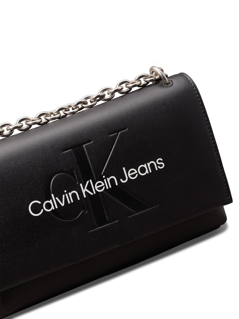 Calvin Klein Kadın Sculpted Siyah Çanta - K60K61222101R
