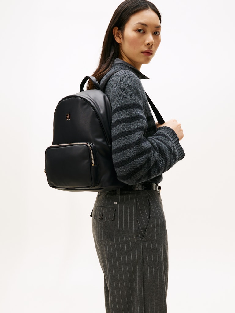 Tommy Hilfiger Kadın Siyah Sırt Çanta