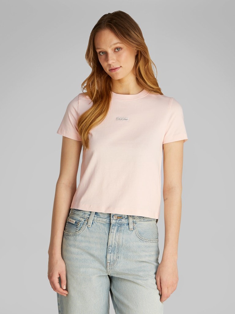 Calvin Klein Rejeneratif Pamuk Pembe Kadın Kısa Kollu Baby Tee T-Shirt