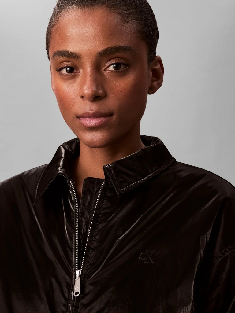 Calvin Klein Kadın Siyah Bomber Parlak Mont