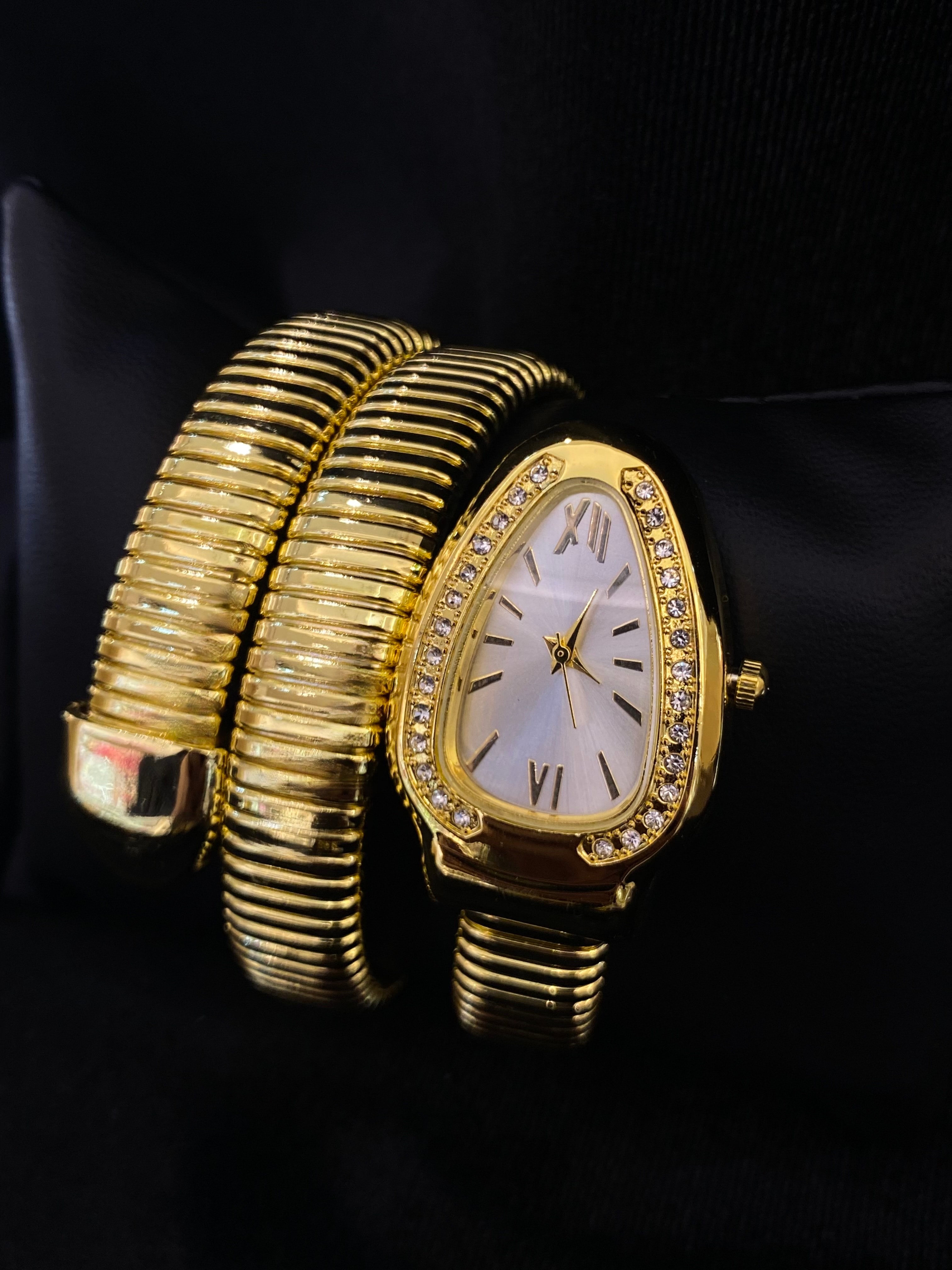 Gold-Beyaz BLGR Saat