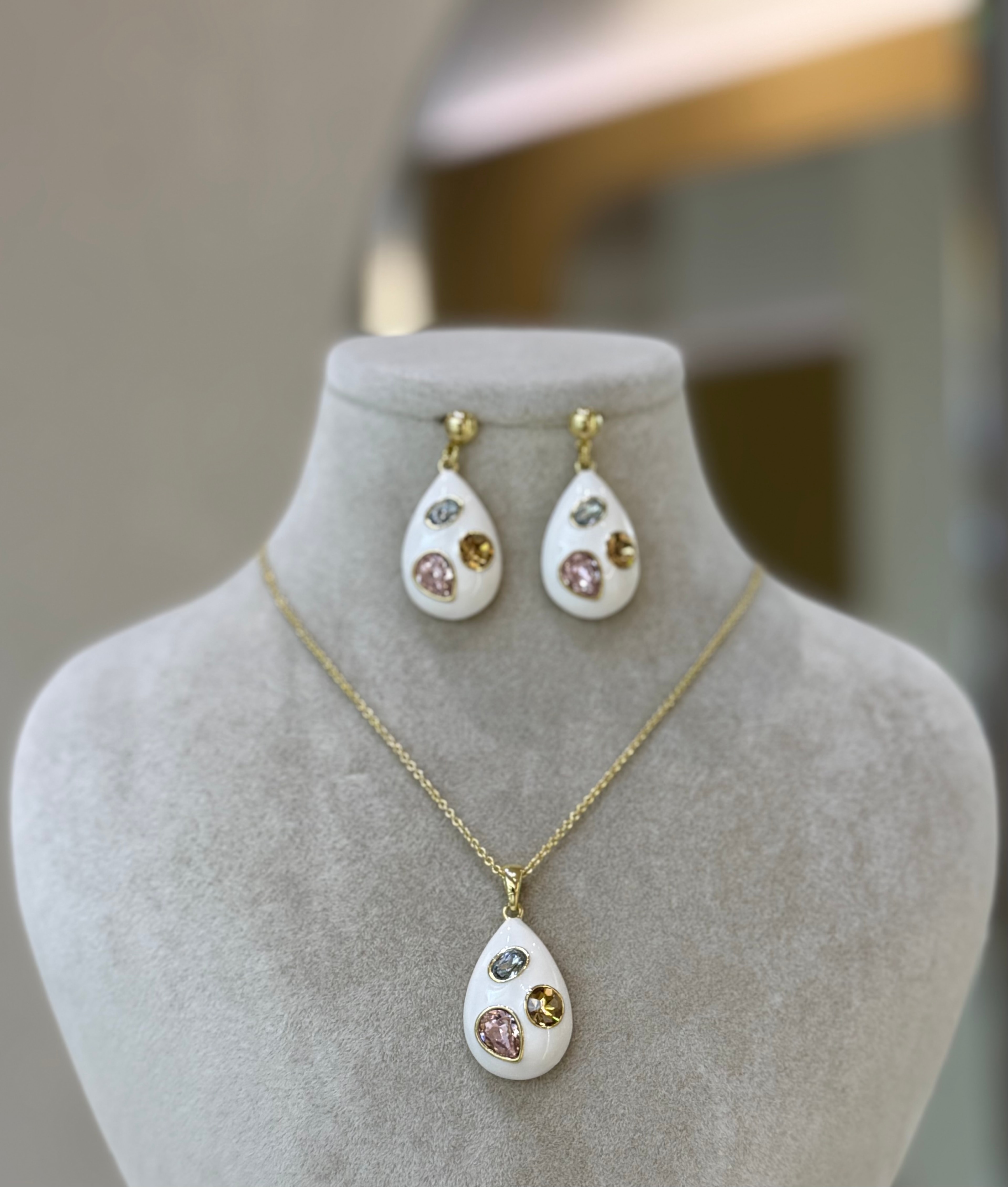Beyaz Su Damlası Premium Set