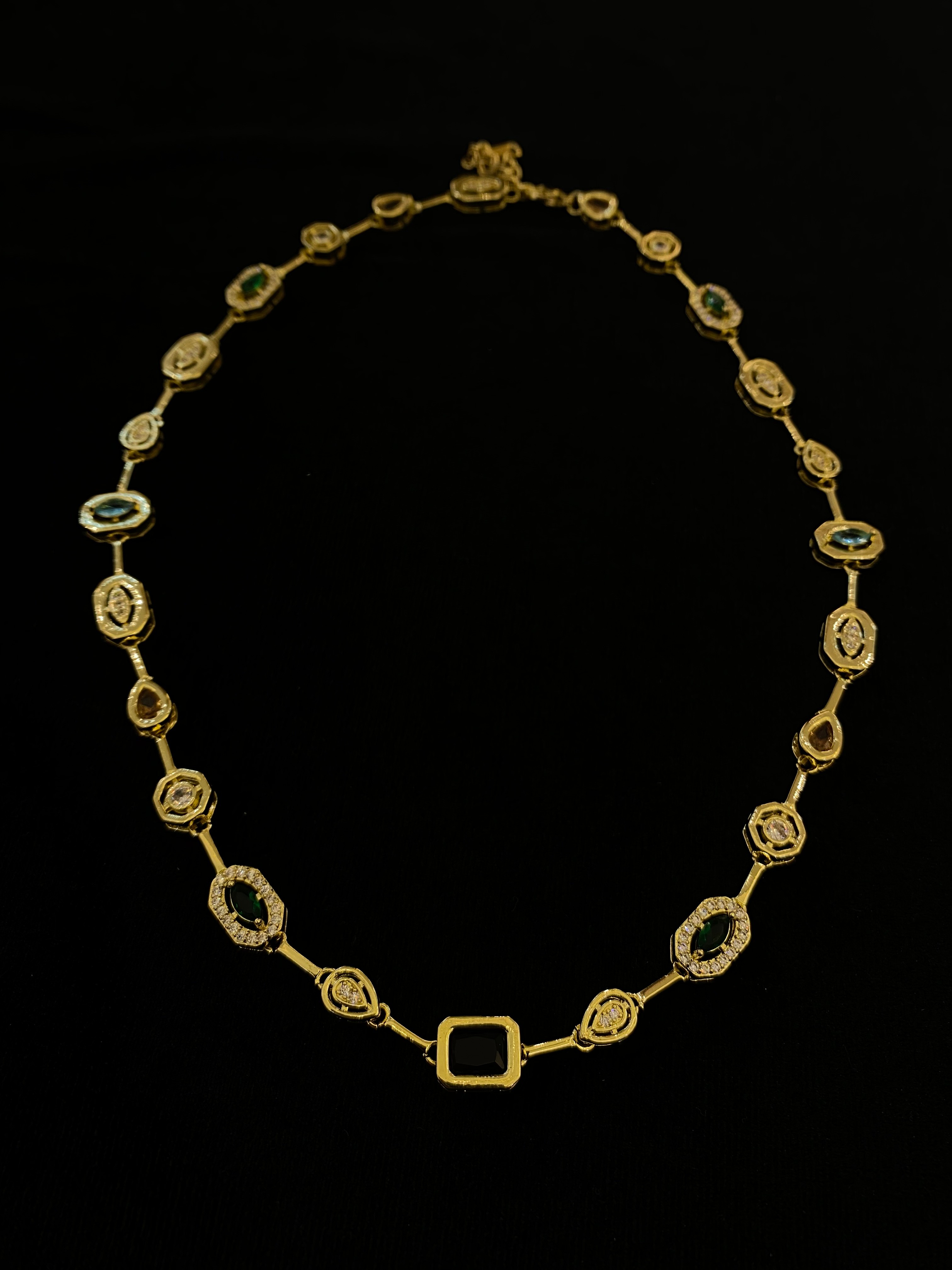 18K Xuping Element Kolye