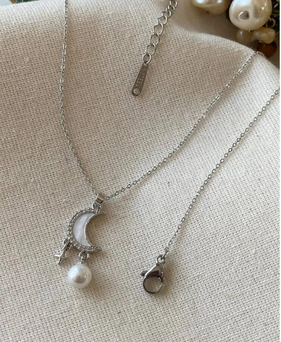 Çelik İnci Sallantılı Ay Kolye