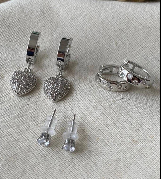 Altılı Kalp Sallantılı Taşlı Halka Küpe Seti