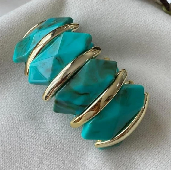 Gold Plaka Detaylı Turkuaz Geniş Esnek Bileklik