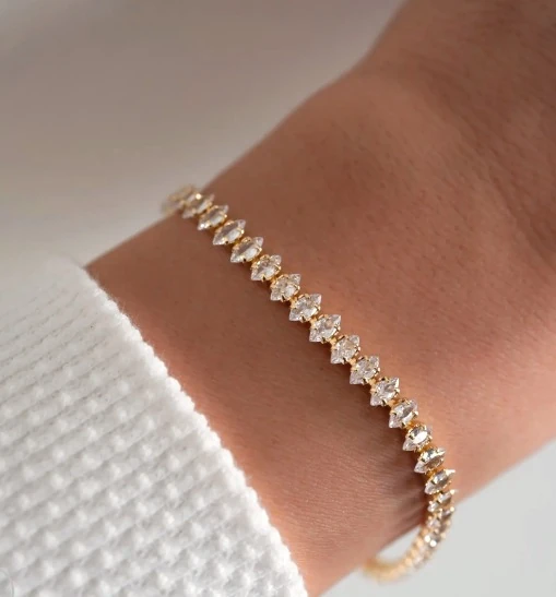 Zirkon Taşlı Mekik Model Su Yolu (Rose)