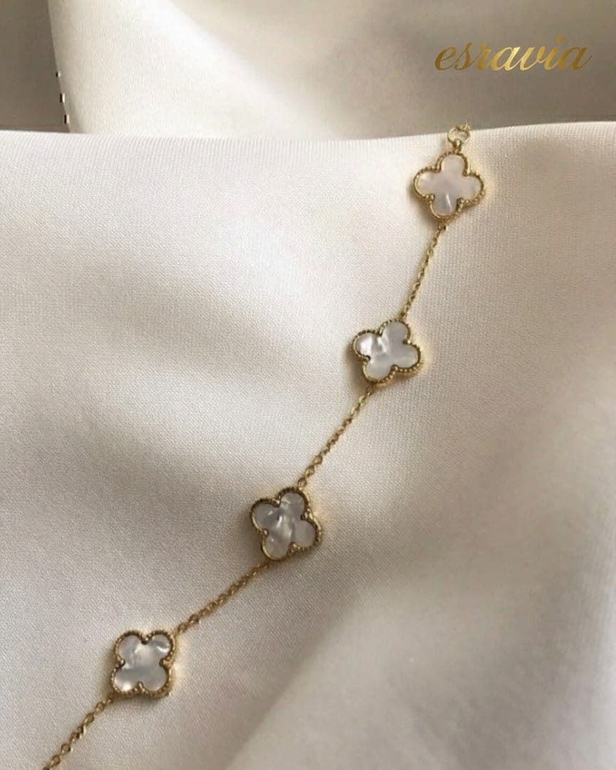 Dört Yapraklı Bileklik