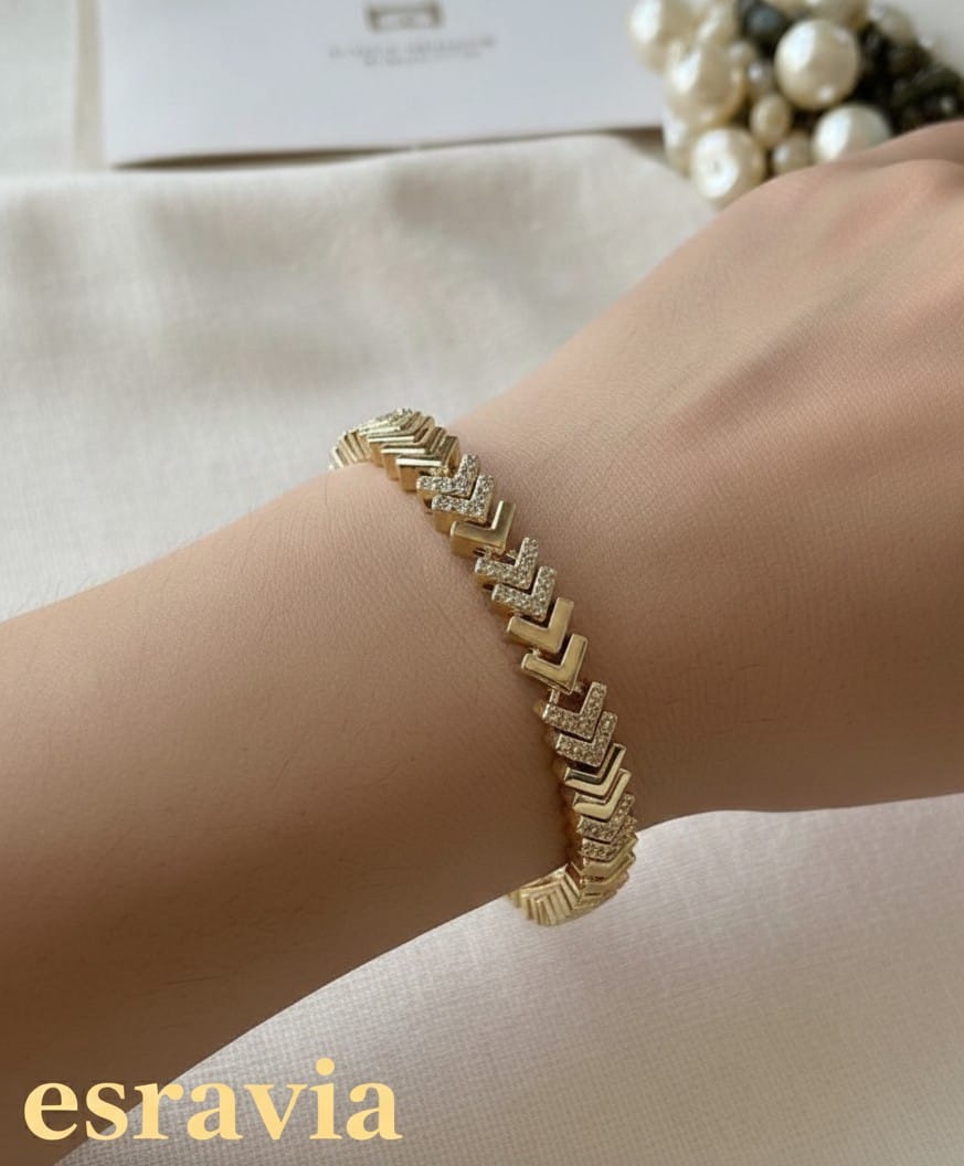 Taşlı Sıralı V Model Bileklik