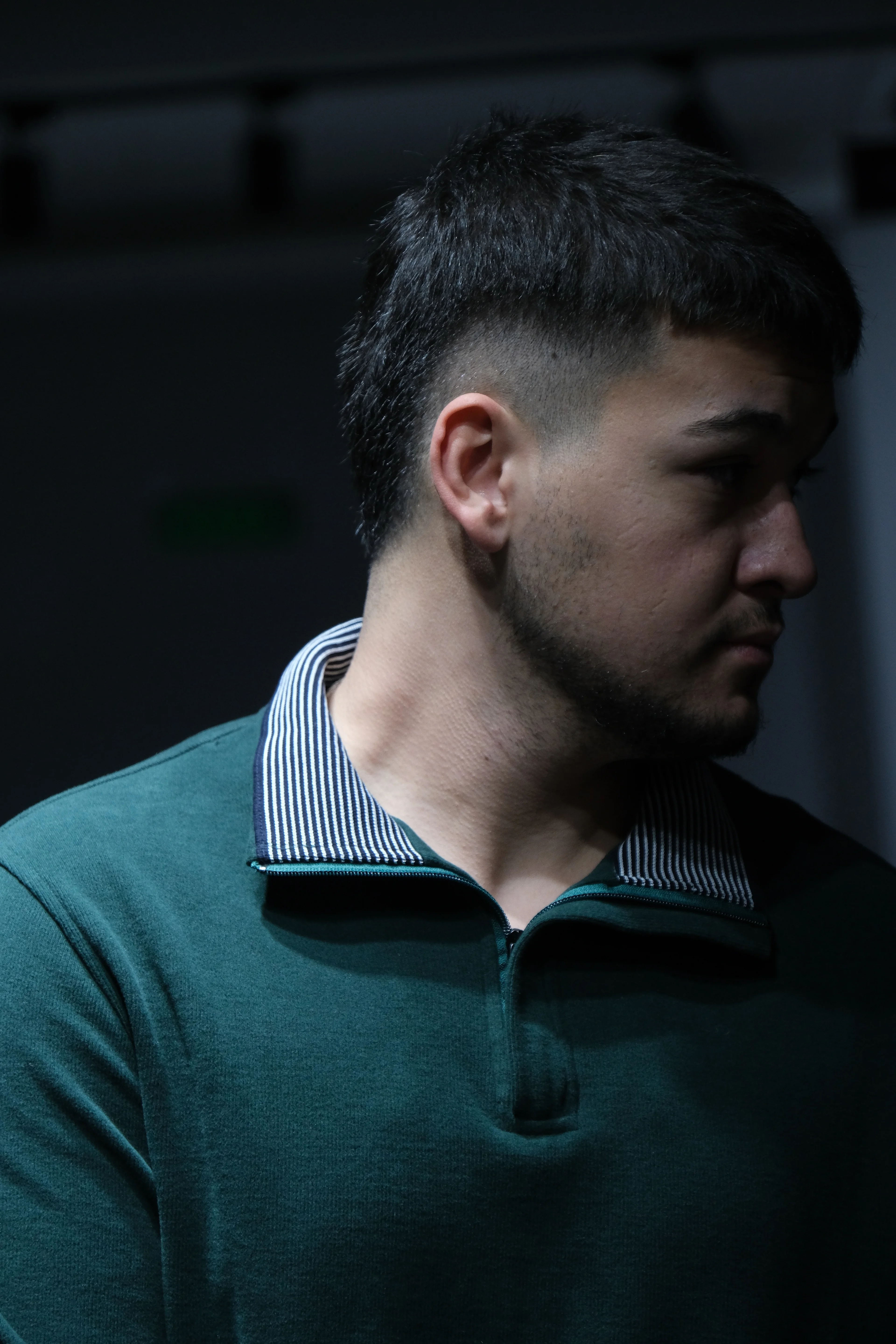 Erkek Renkli Yaka Triko