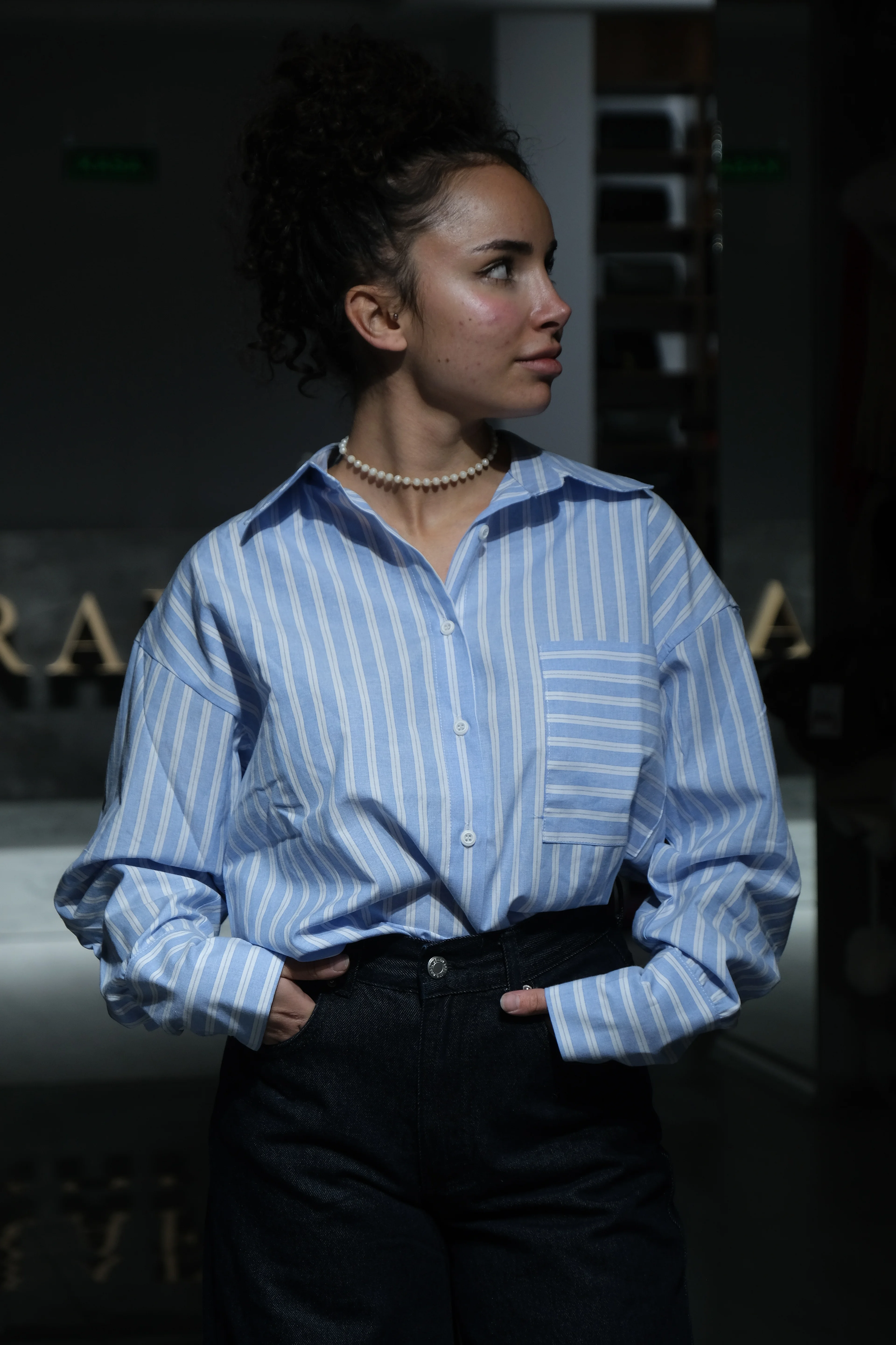 Kadın Oversize Çizgili Gömlek main variant image