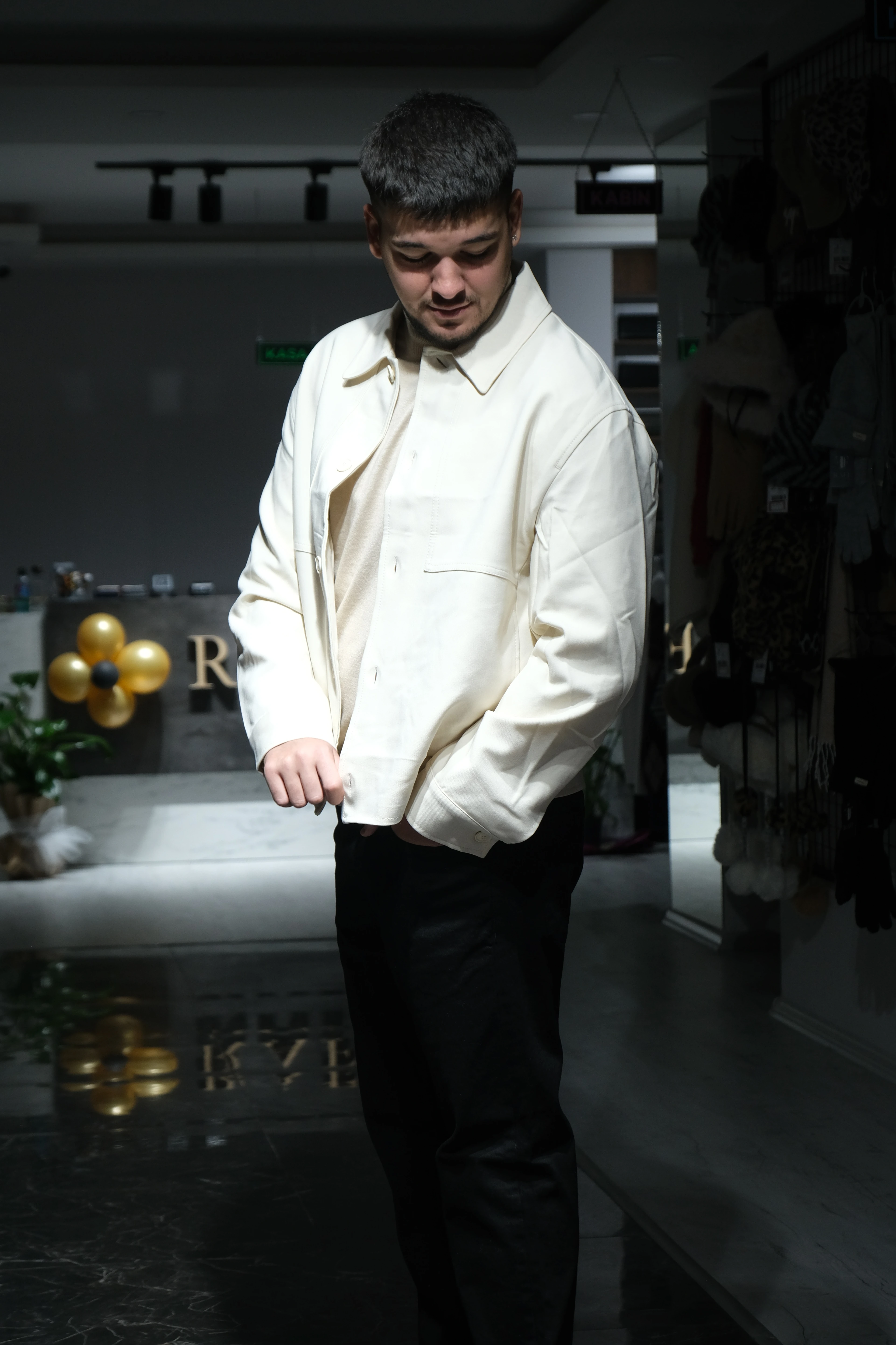 ekru thumbnail image