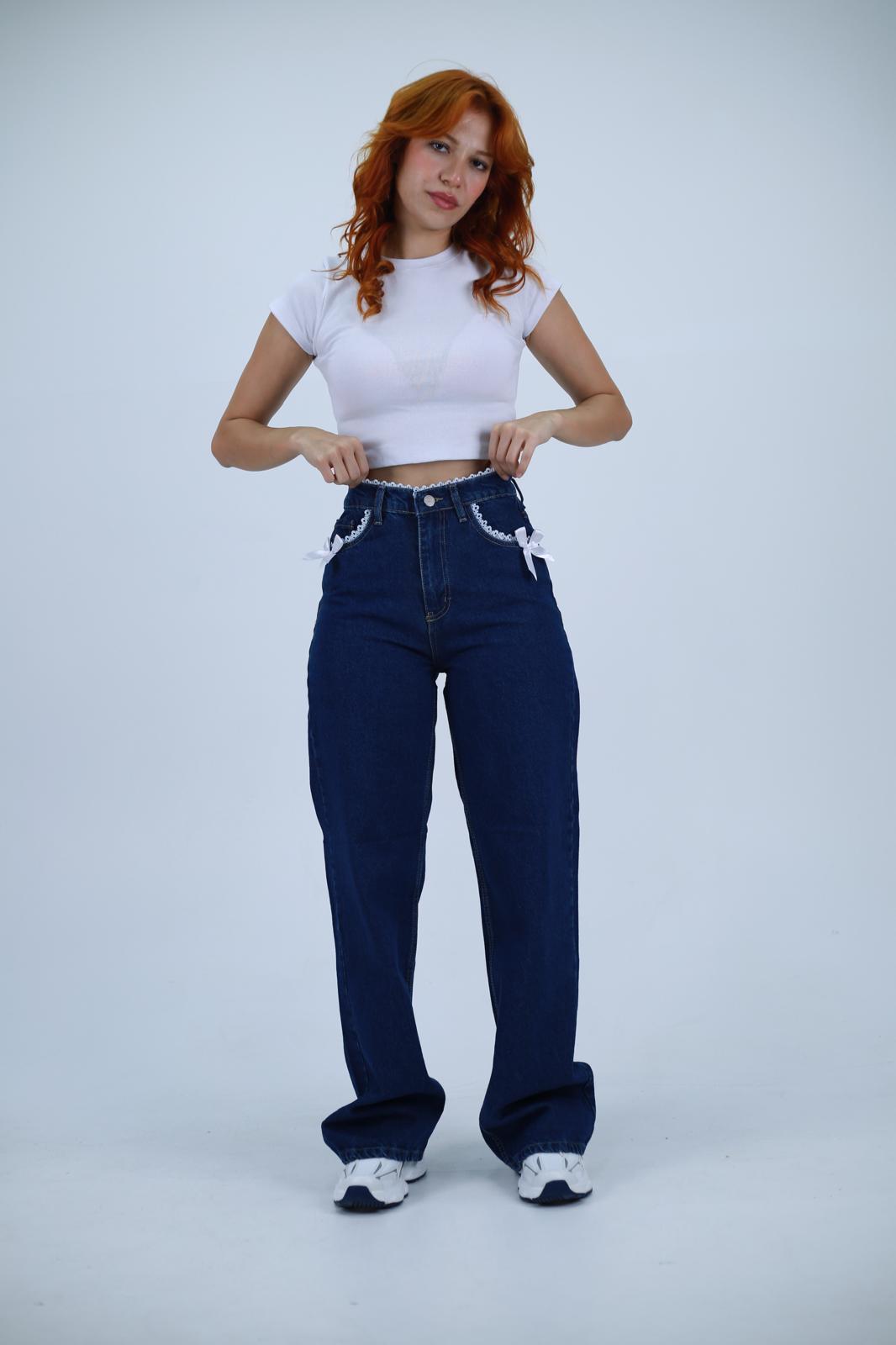 Mavi Dantel Kurdele Detaylı Jean