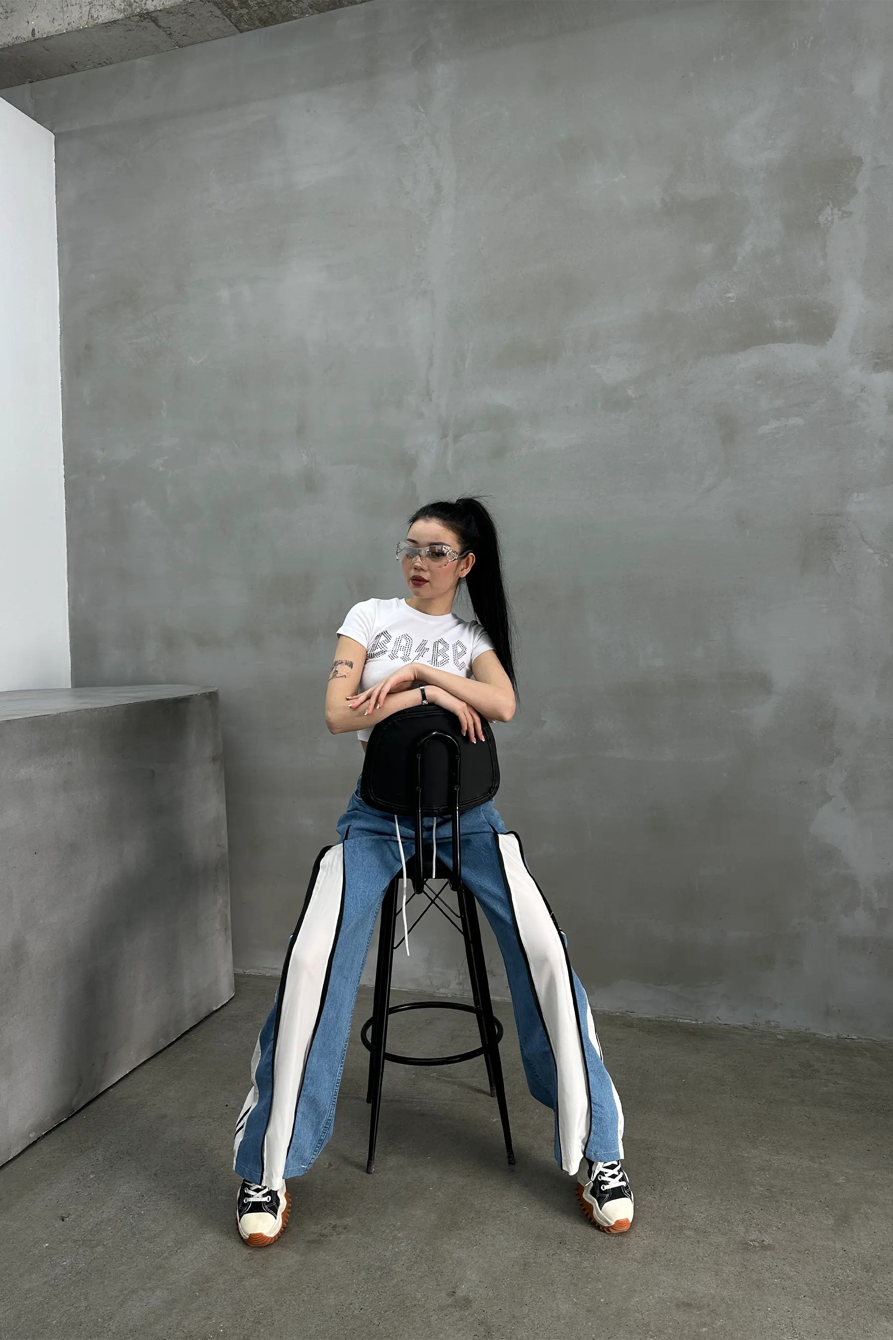 Fermuarlı Mavi Jean