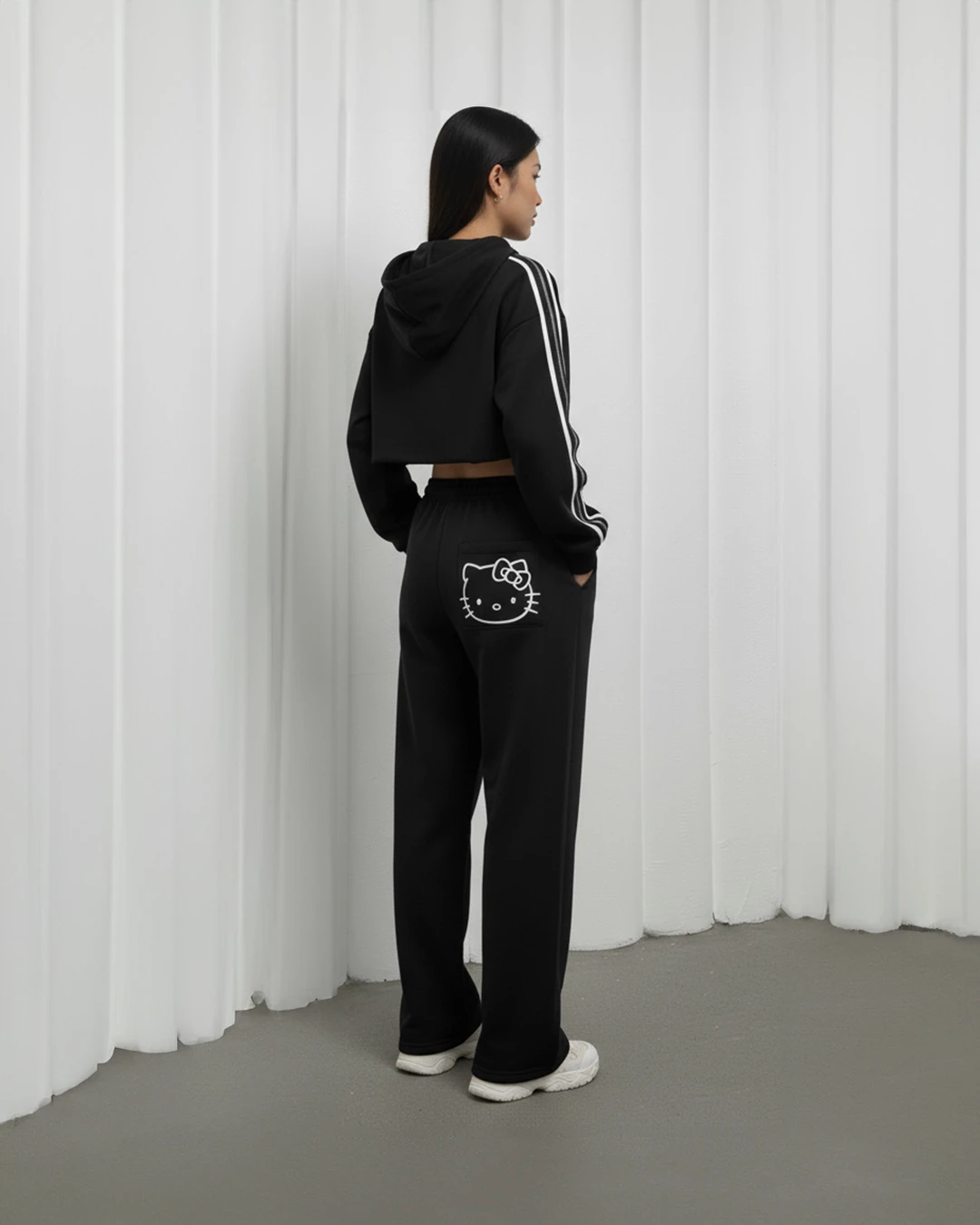 Hello Kitty Siyah Bol Eşofman Altı