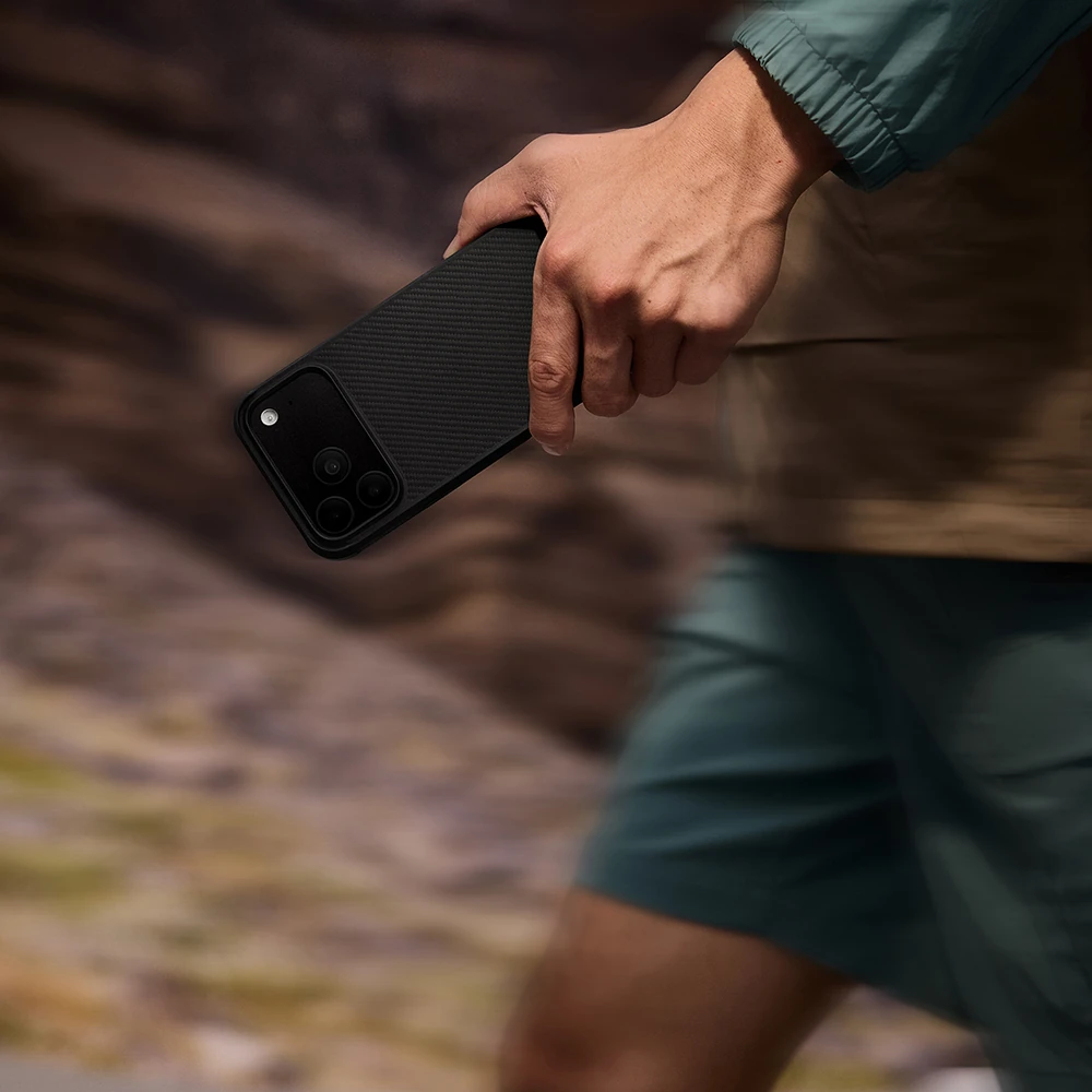 Apple iPhone 17 Pro Max Kılıf M-safe Şarj Özellikli Pitaka Aramid Pro Guard Serisi Black-Gray Kapak