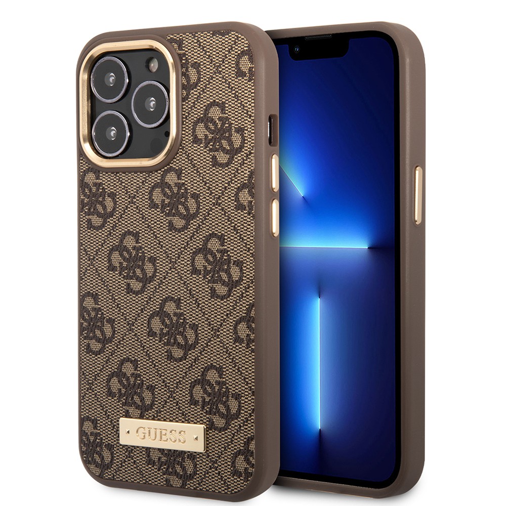 Apple iPhone 15 Pro Max Kılıf Guess Orjinal Lisanslı M-safe Şarj Özellikli 4G Desenli PU Metal Plaka Klasik Logolu Kapak