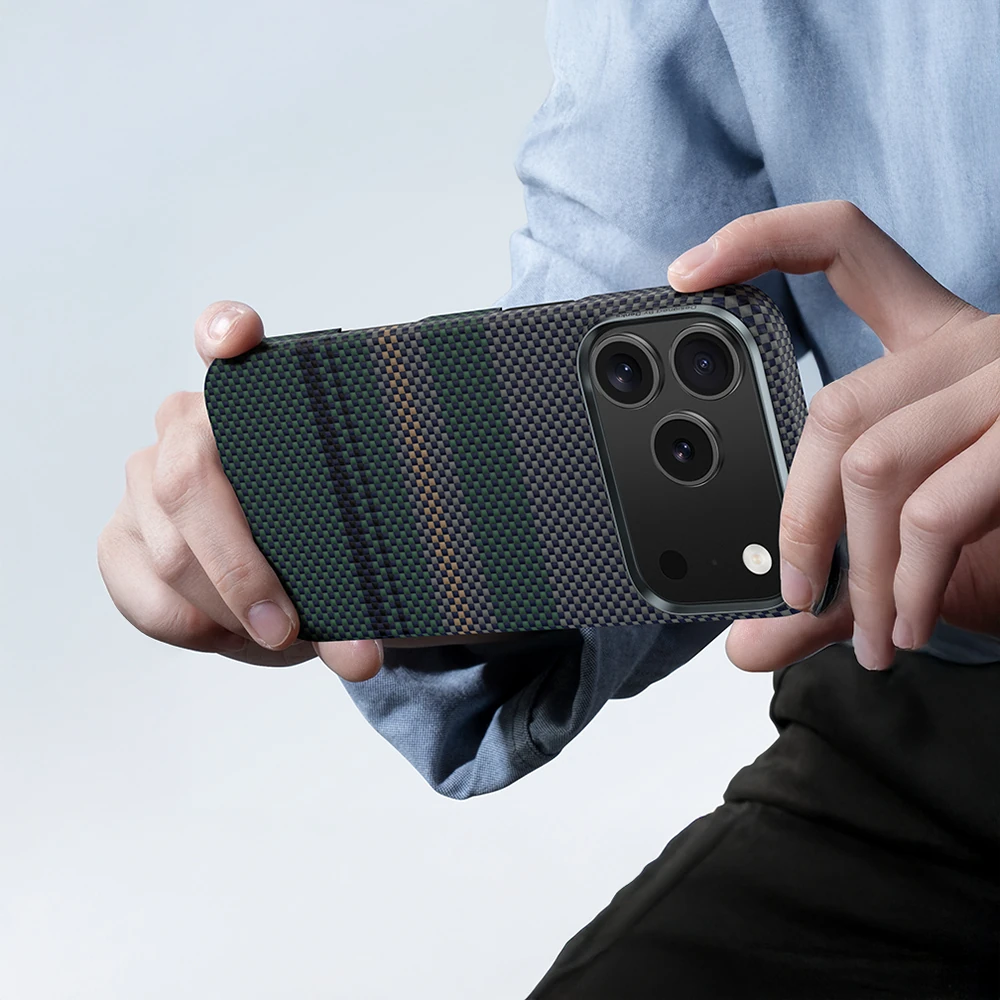 Apple iPhone 17 Air Kılıf M-safe Şarj Özellikli Karbon Fiber Tasarımlı Benks Aurora ArmorAir Kevlar Kapak