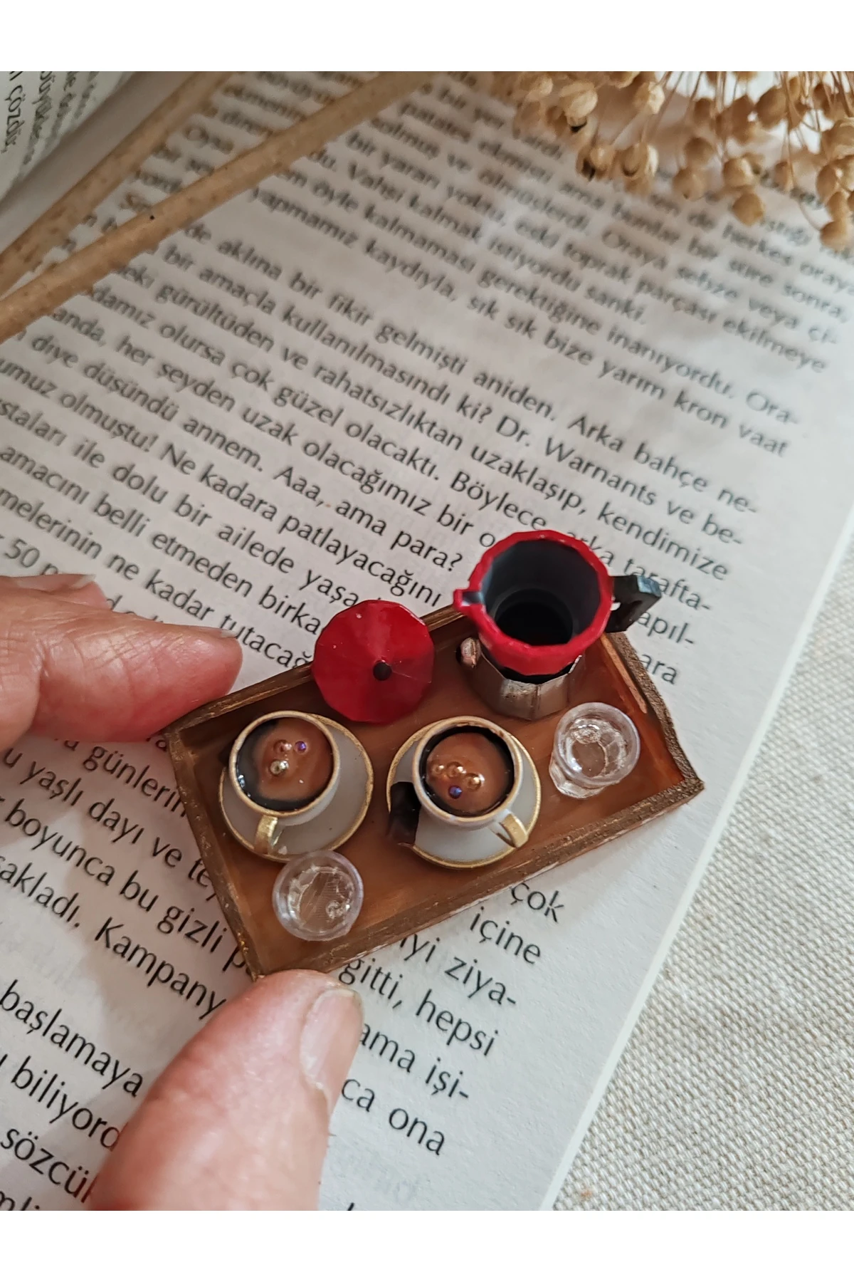 BBD KIRMIZI MOCAPOTLU KAHVE SETİ/TEPSİLİ, 2 FİNCANLI