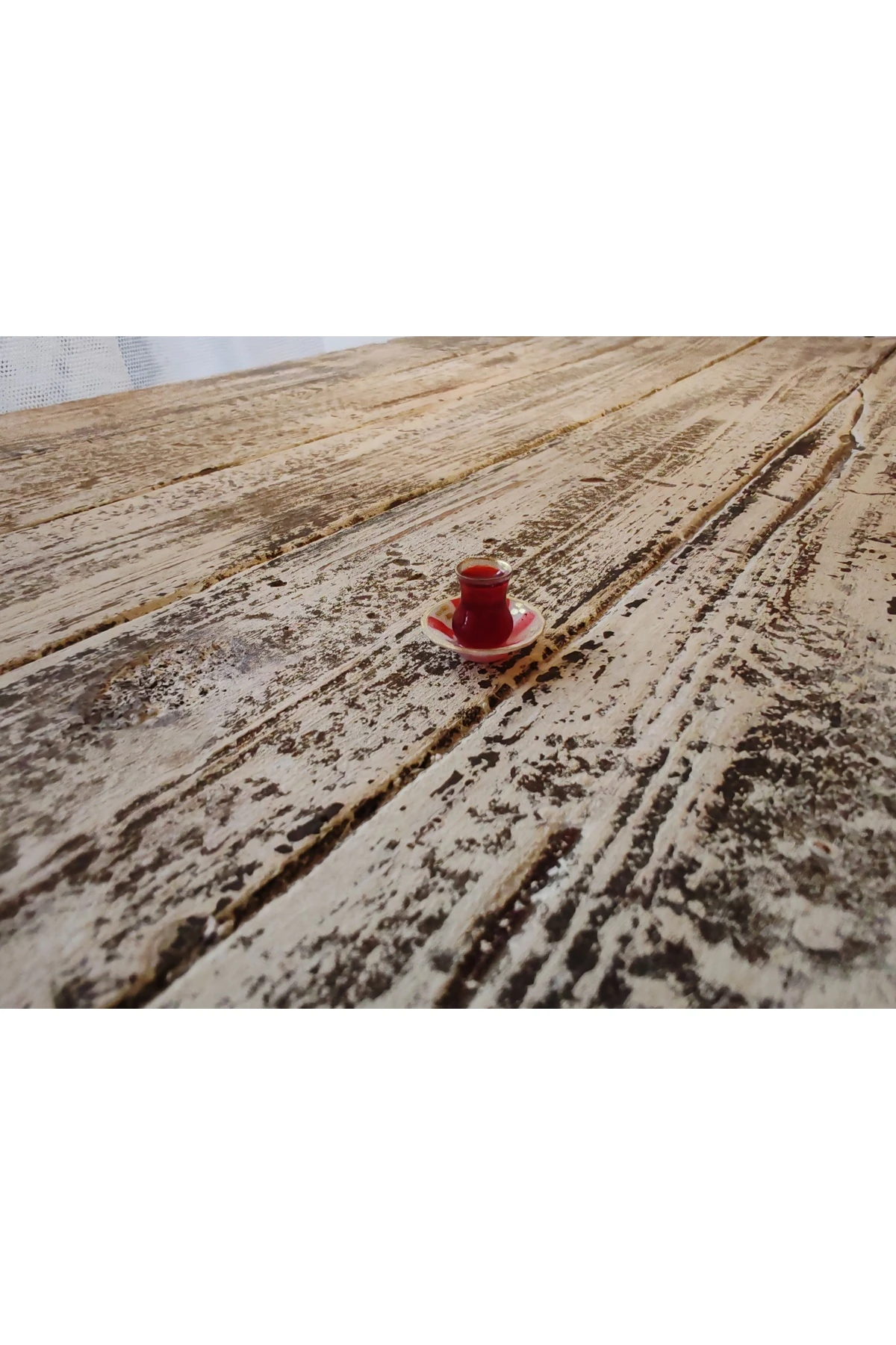 BBD Minyatür Türk tipi çay bardağı dolu. SLA baskı (Kahveci model)