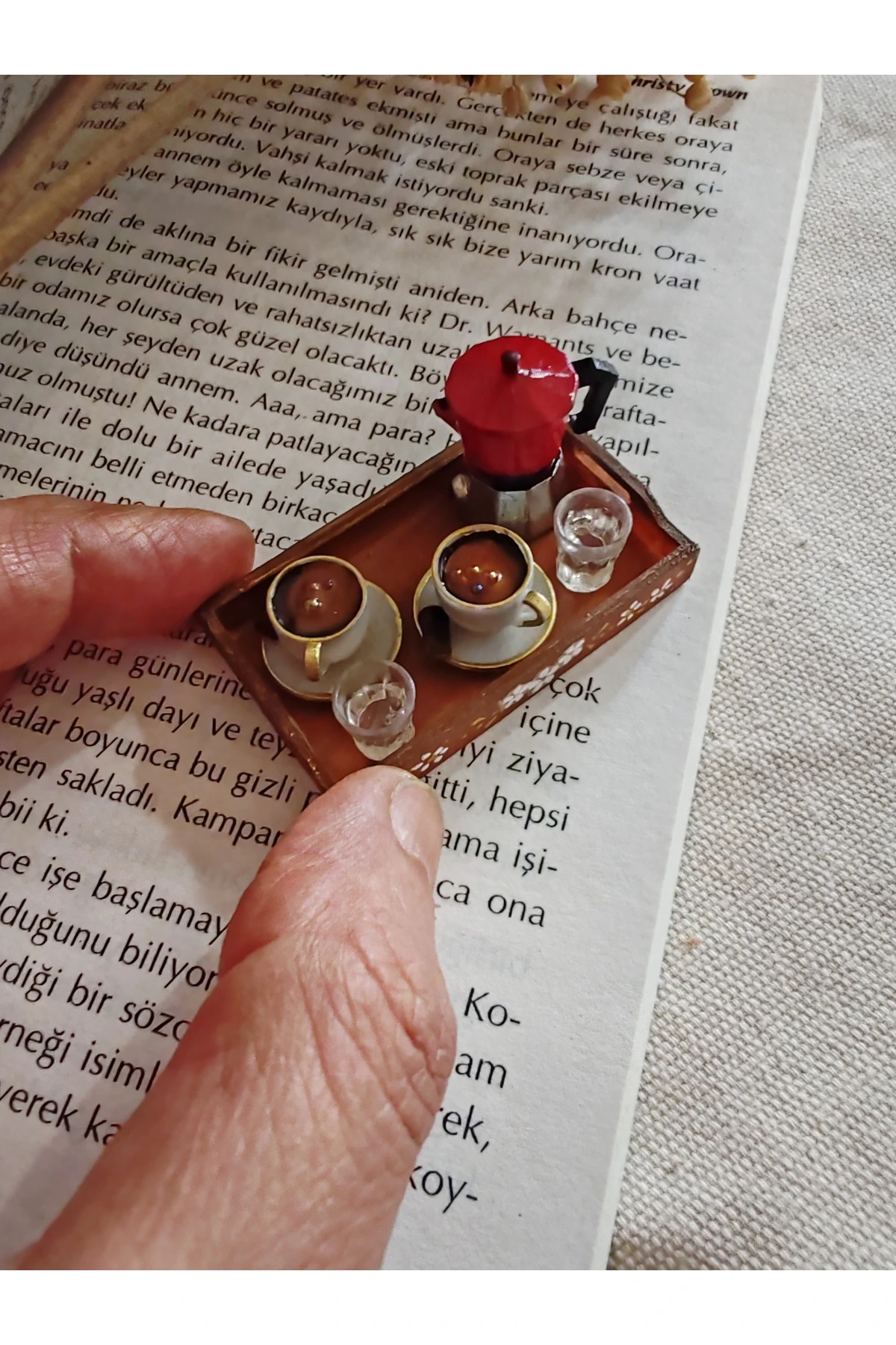 BBD KIRMIZI MOCAPOTLU KAHVE SETİ/TEPSİLİ, 2 FİNCANLI