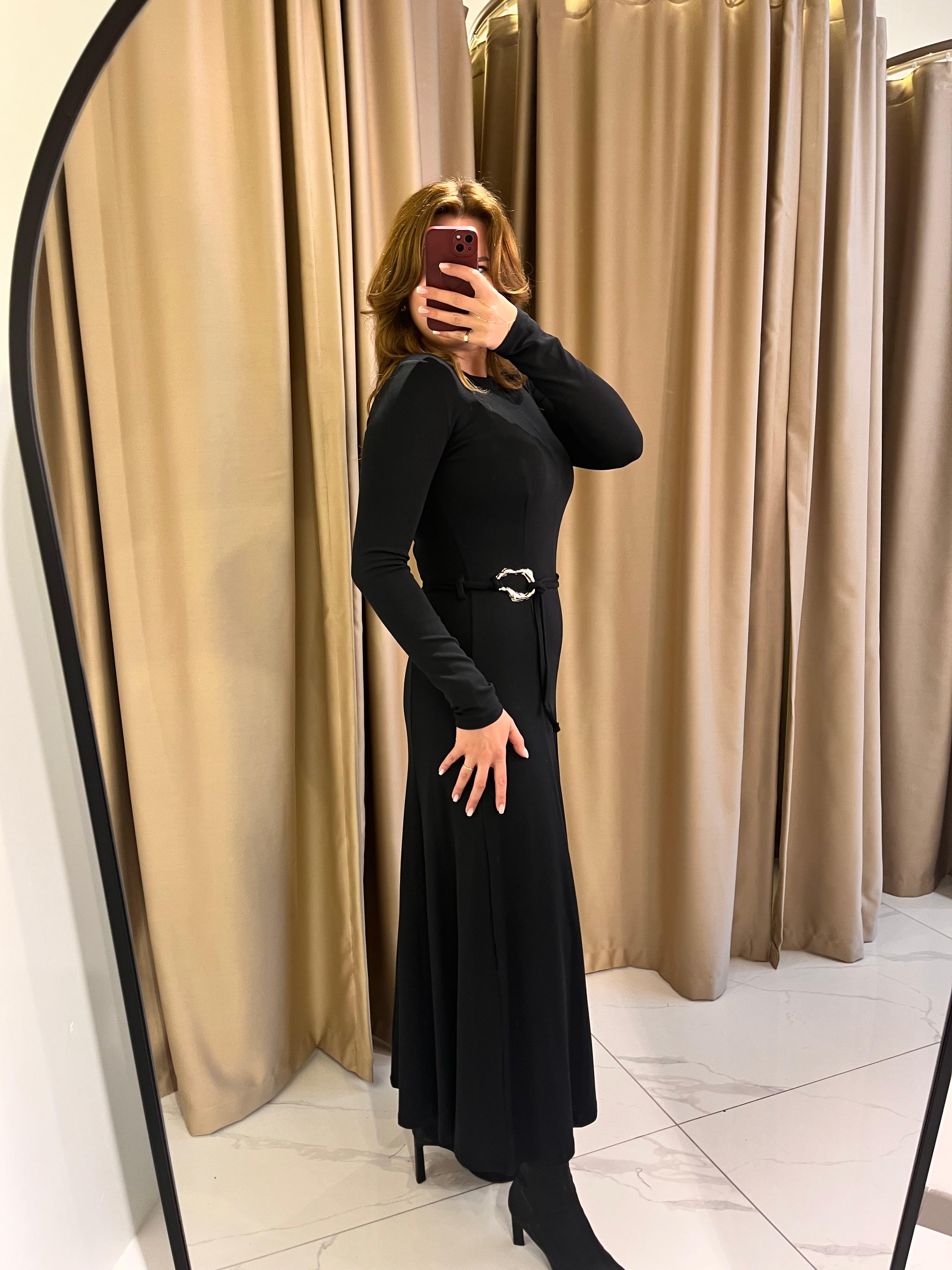 KEMER DETAY PREMİUM ELBİSE