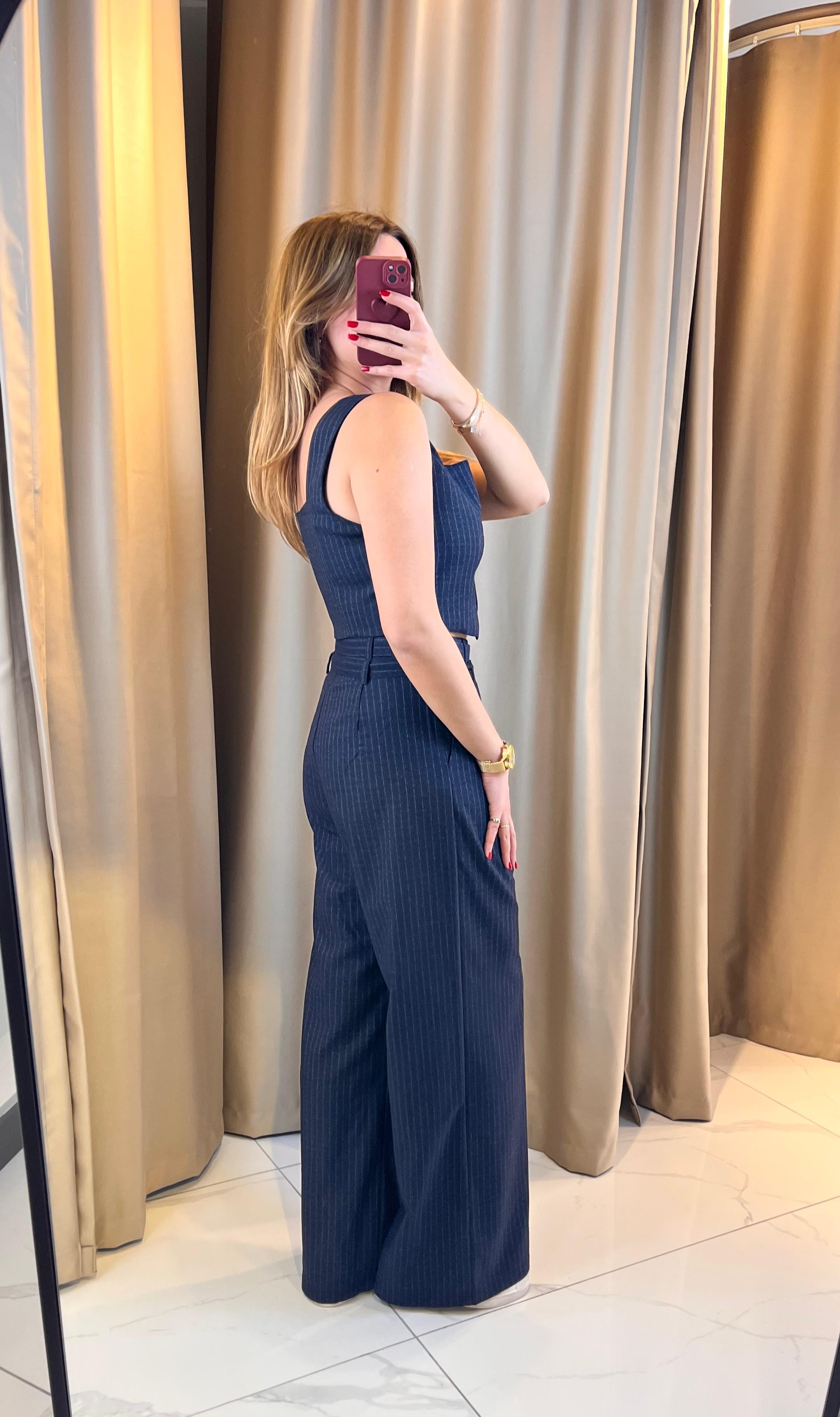 DÜĞMELİ ÇZİGİLİ KALIN ASKILI  TOP