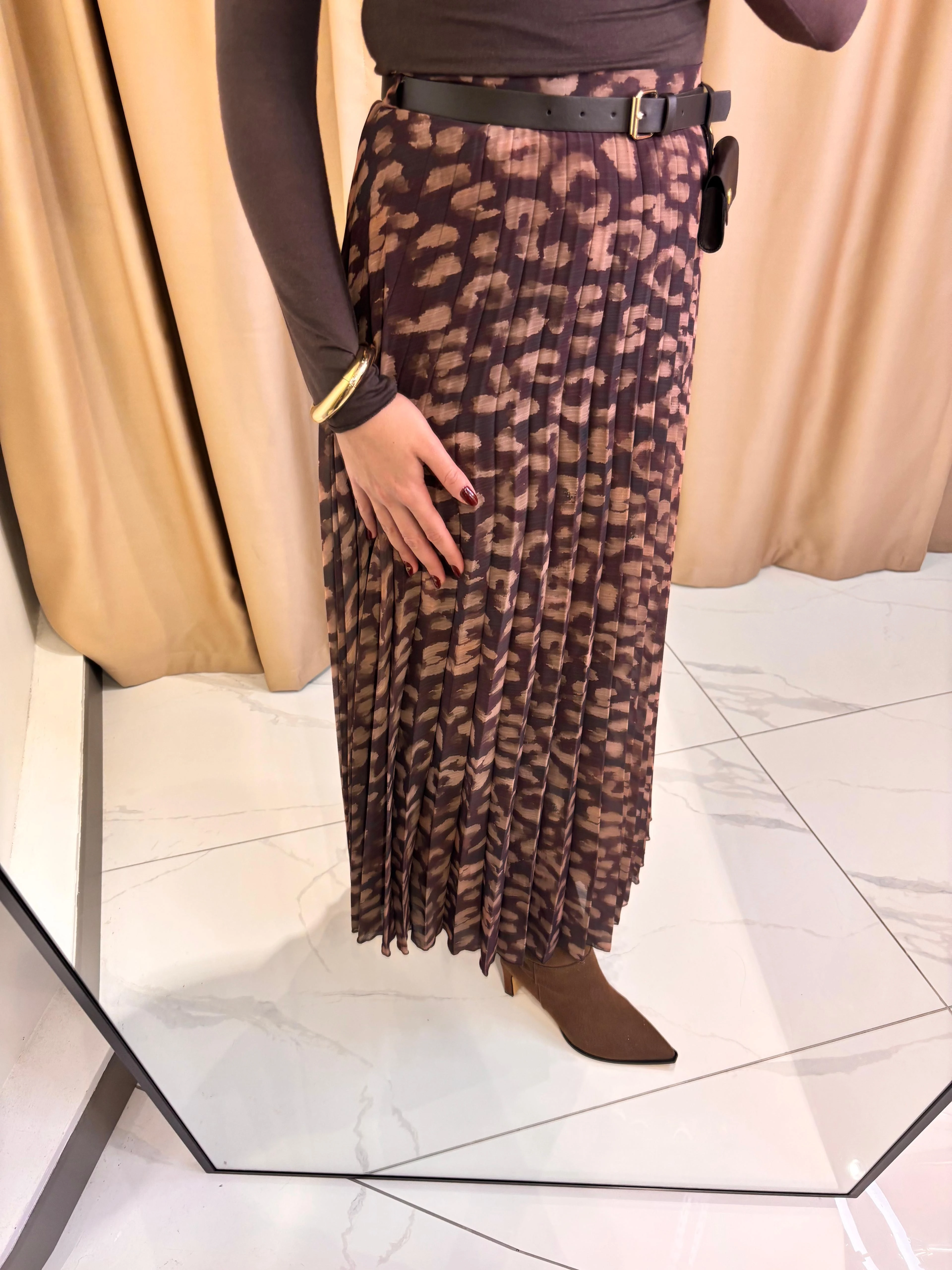 DESENLİ PİLİSELİ UZUN KEMERLİ ETEK