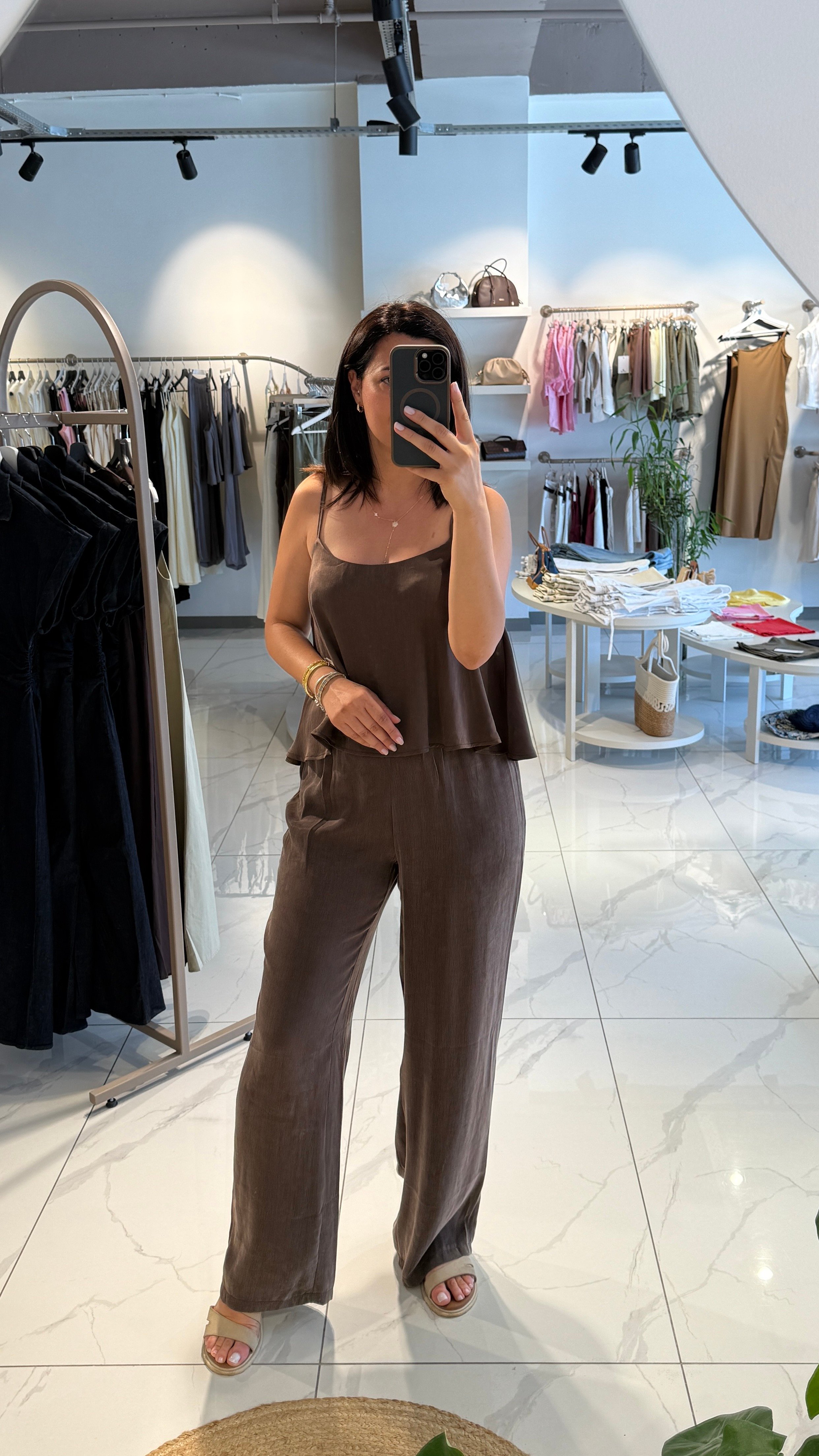 ASKILI BLUZ PANTOLON TAKIM