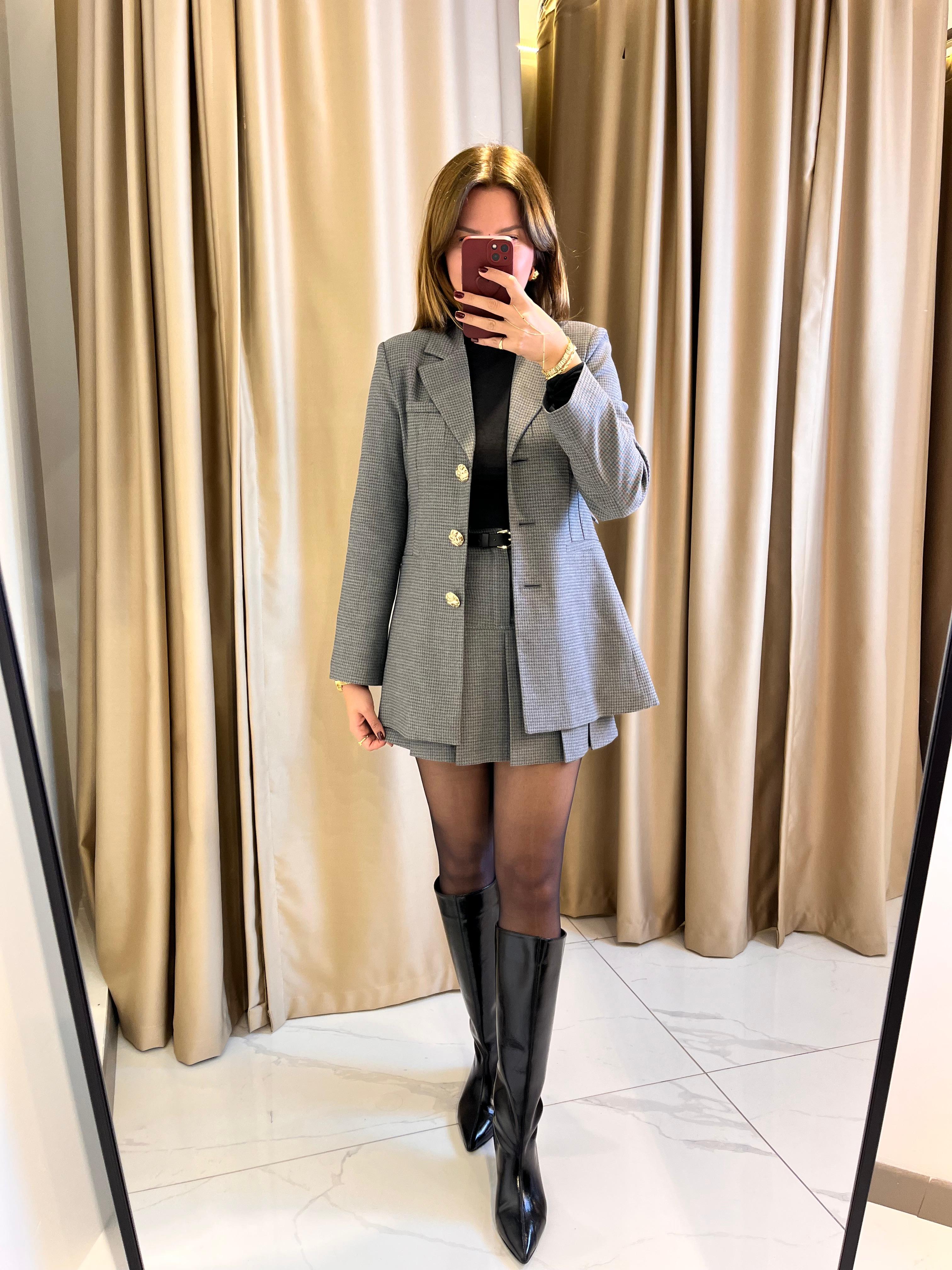 KAZ AYAĞI DESENLİ KEMERLİ CEKET