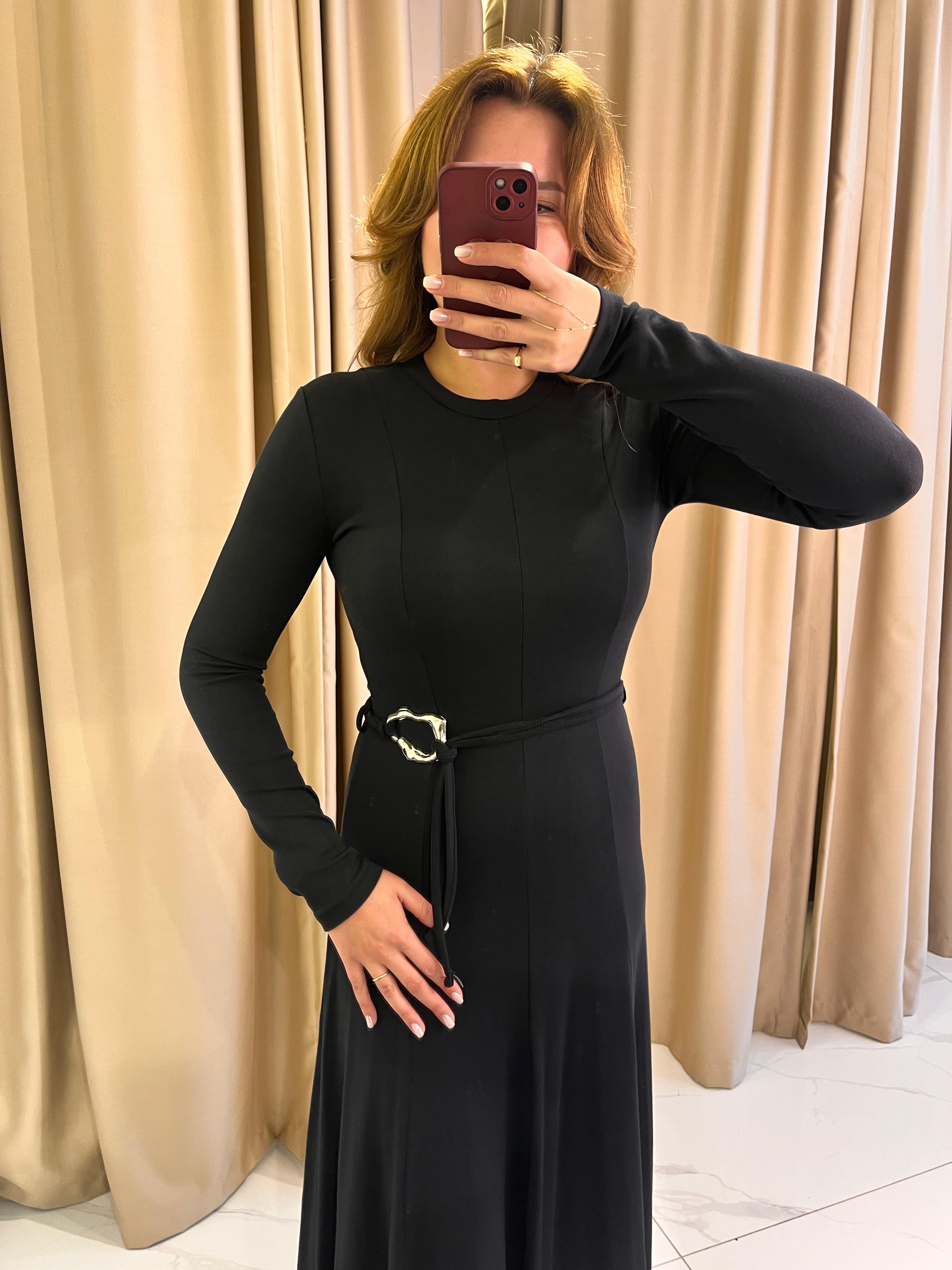 KEMER DETAY PREMİUM ELBİSE