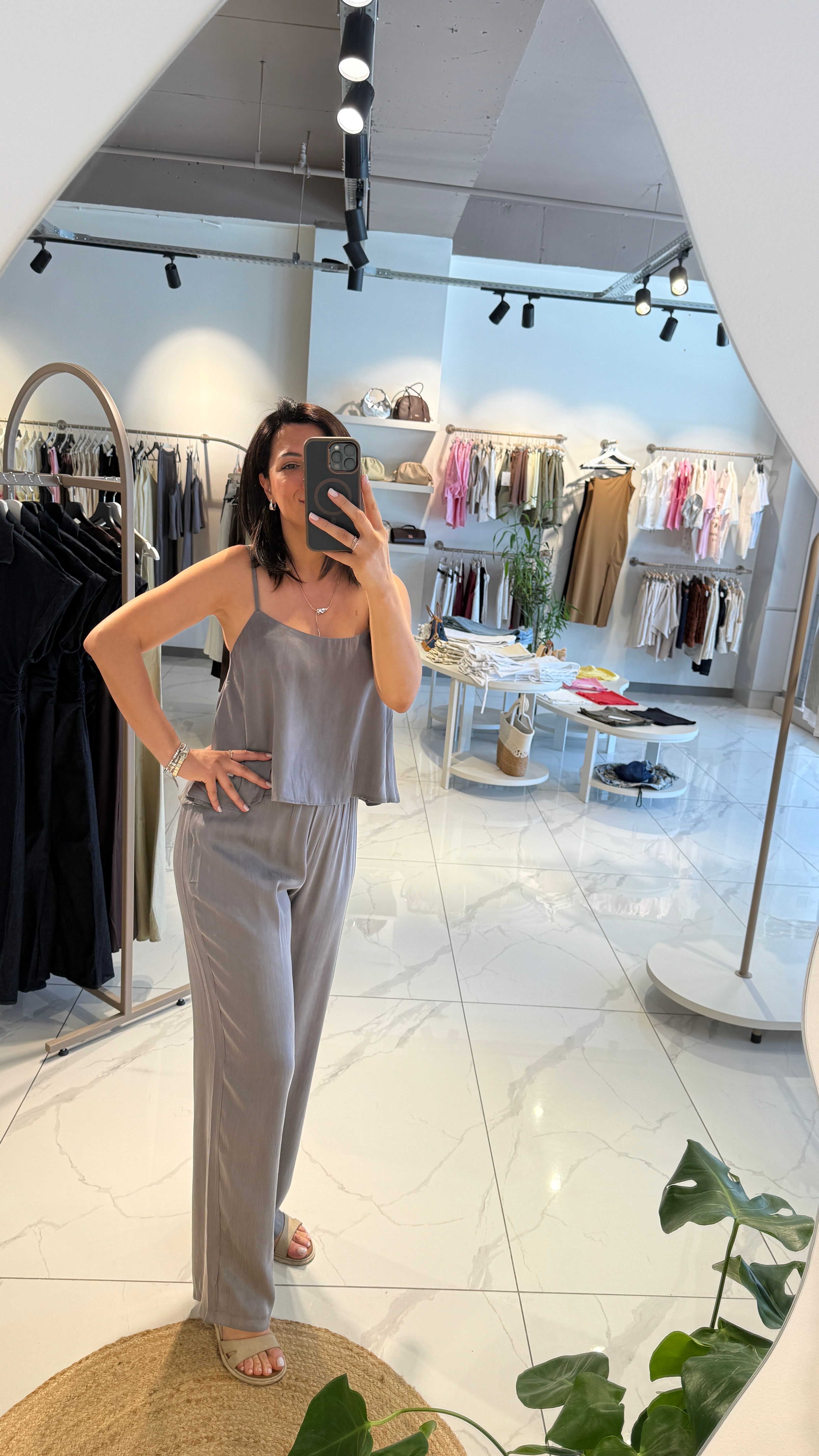 ASKILI BLUZ PANTOLON TAKIM