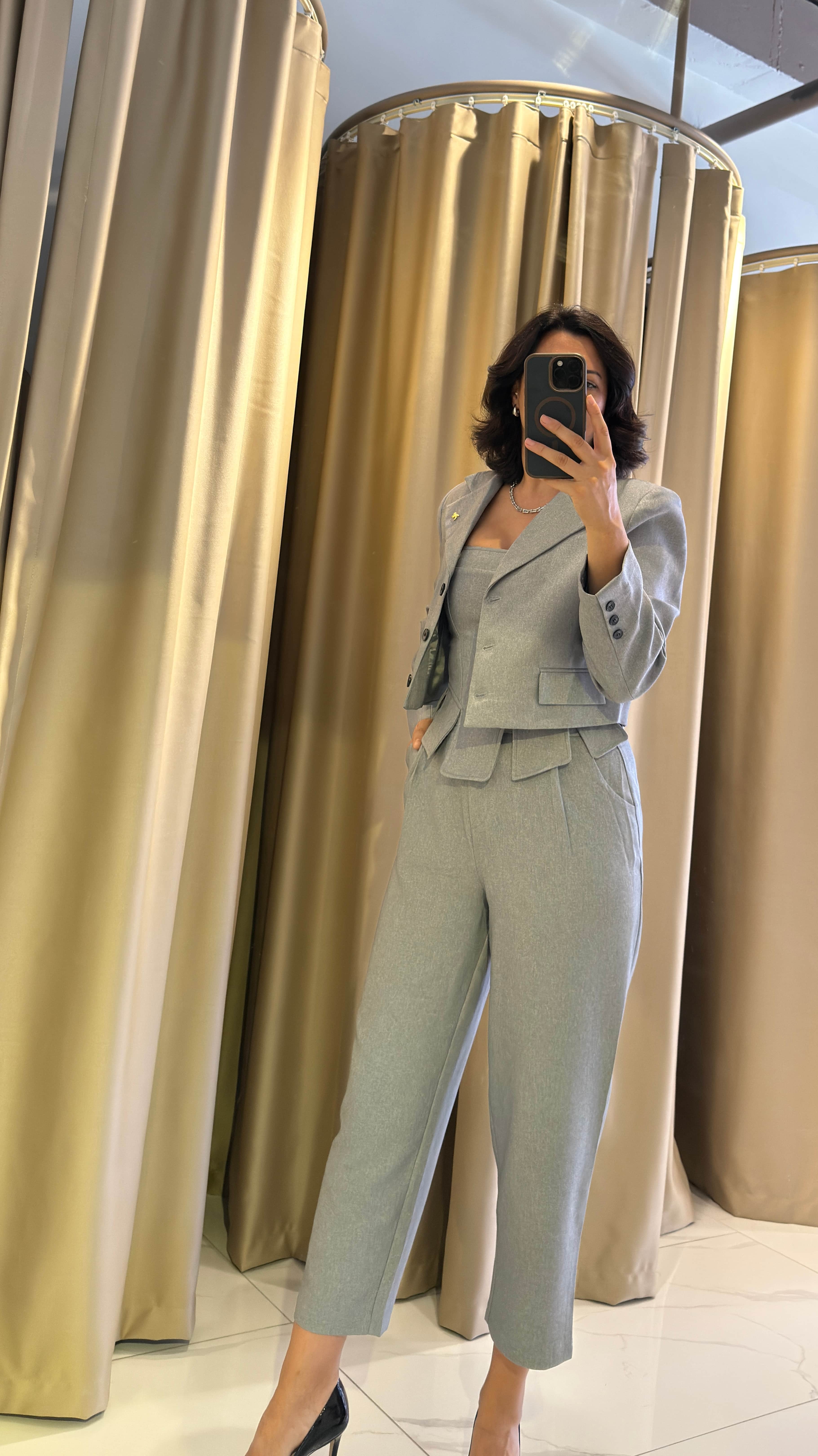 HAVUÇ MODEL KUMAŞ PANTOLON