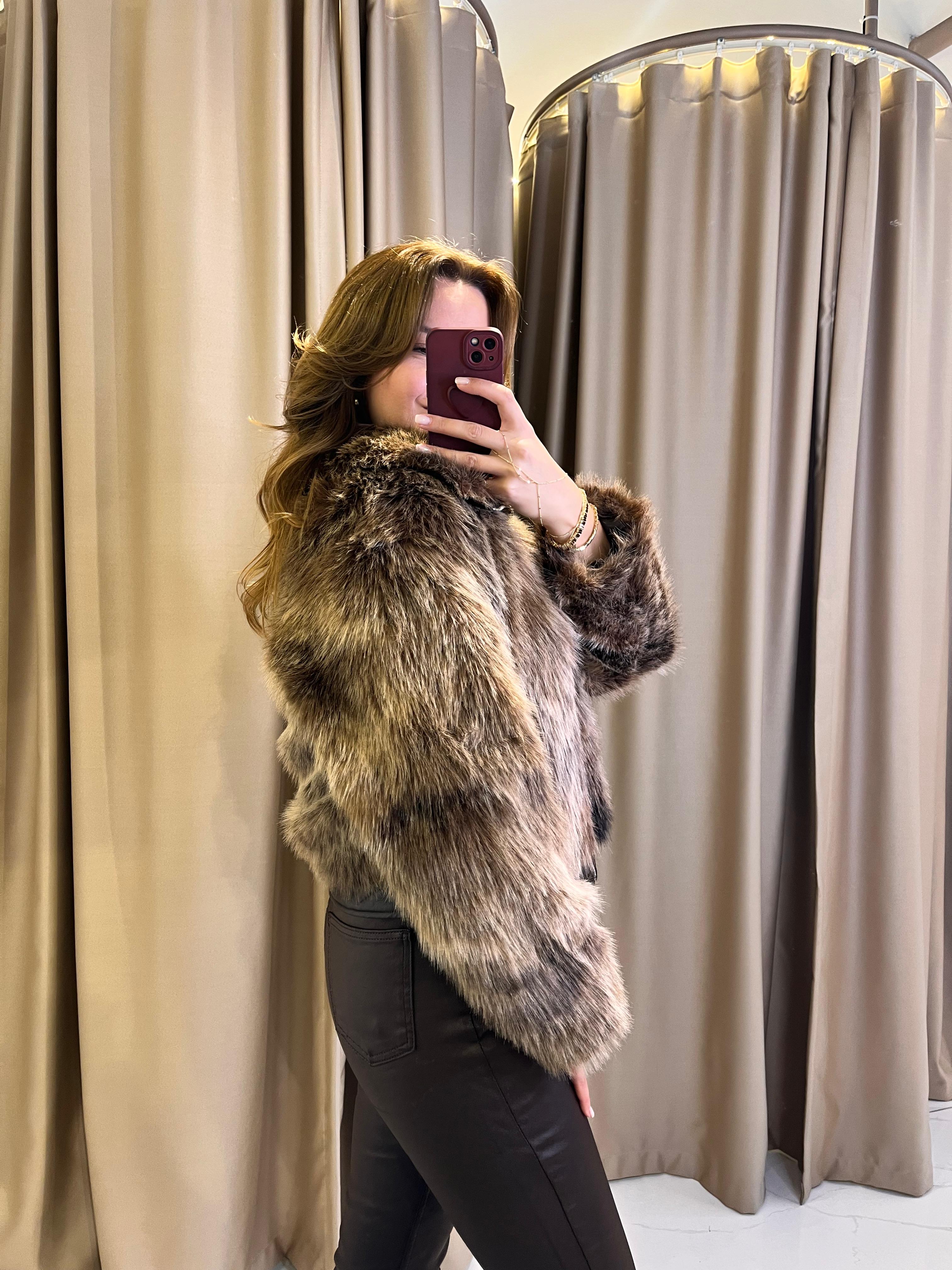 İTHAL DERİ DETAYLI KÜRK