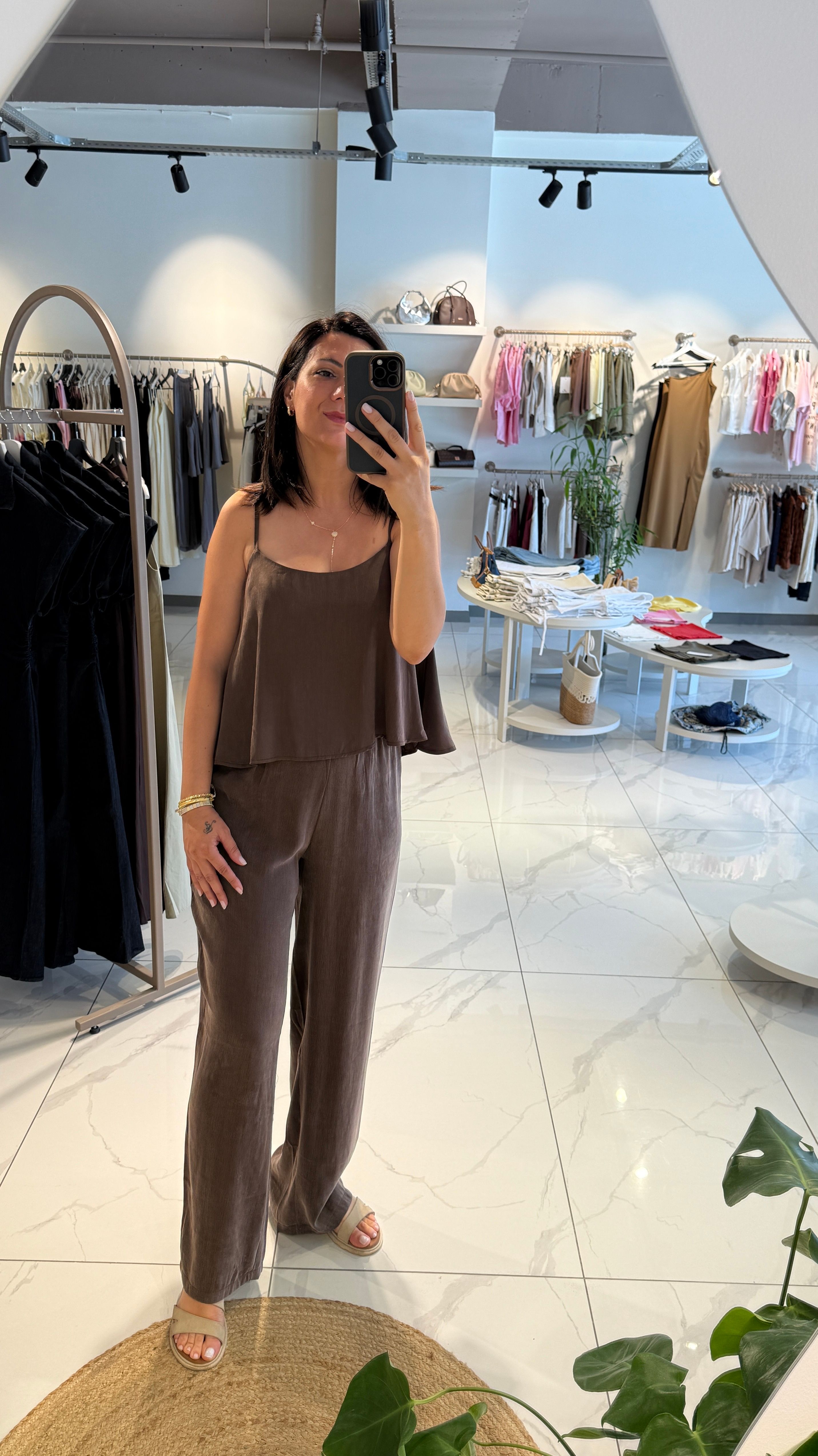 ASKILI BLUZ PANTOLON TAKIM