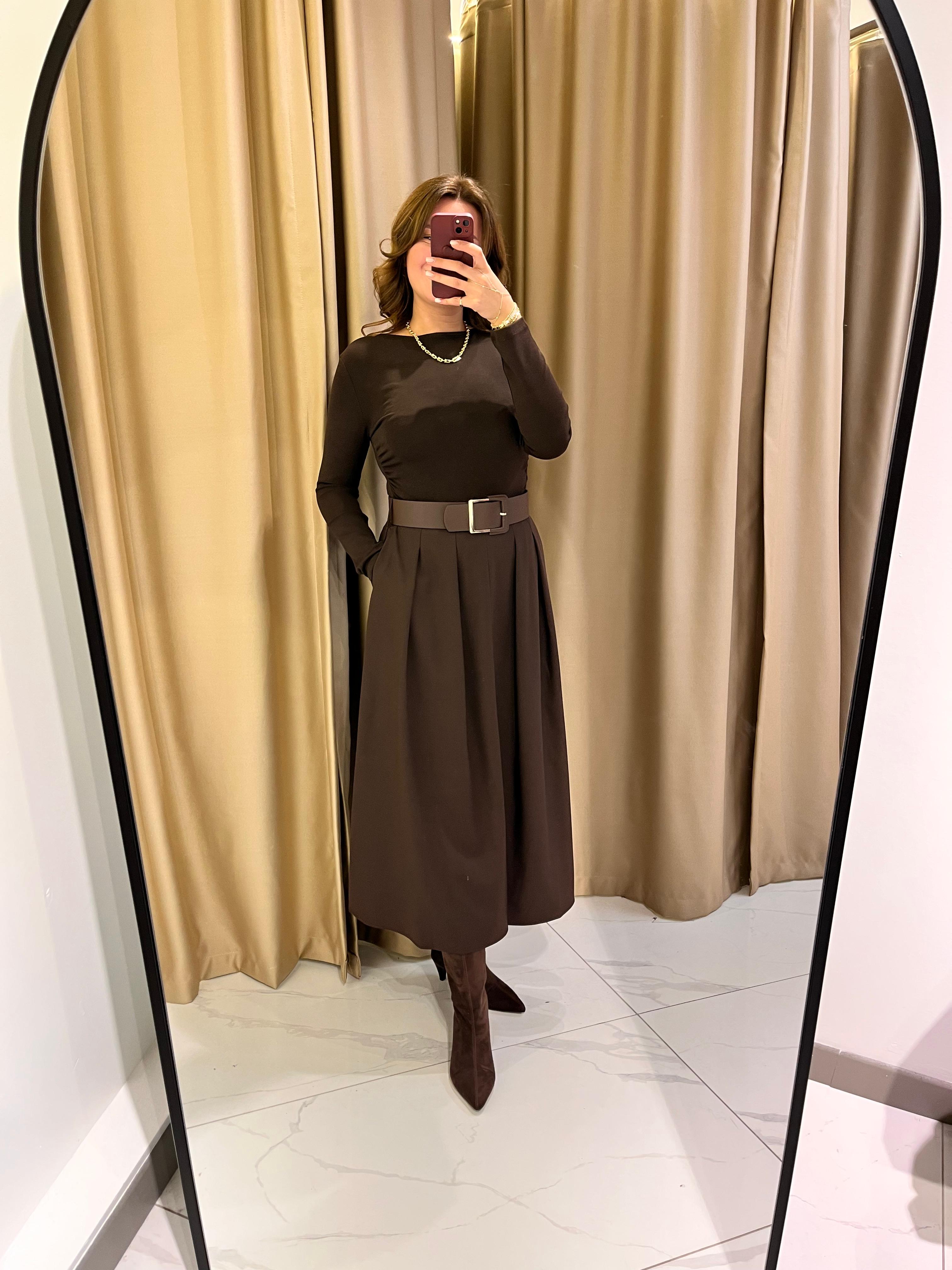 DERİ KEMERLİ MİDİ BOY ETEK