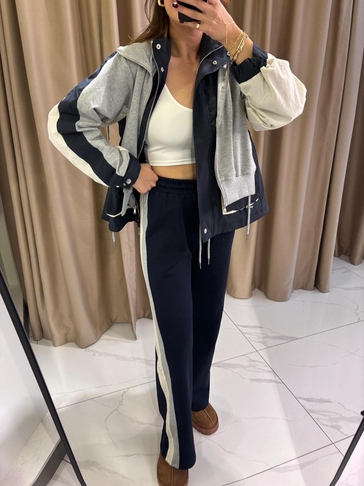 MARKA MODEL KAPÜŞONLU EŞOFMAN TAKIMI