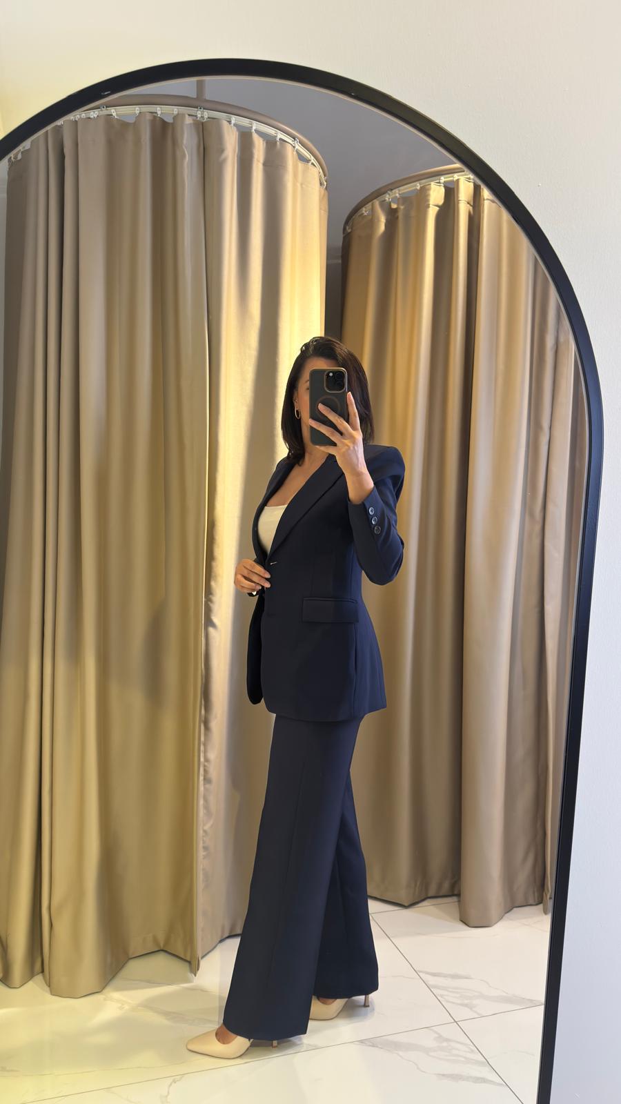 BELE OTURAN BLAZER CEKET