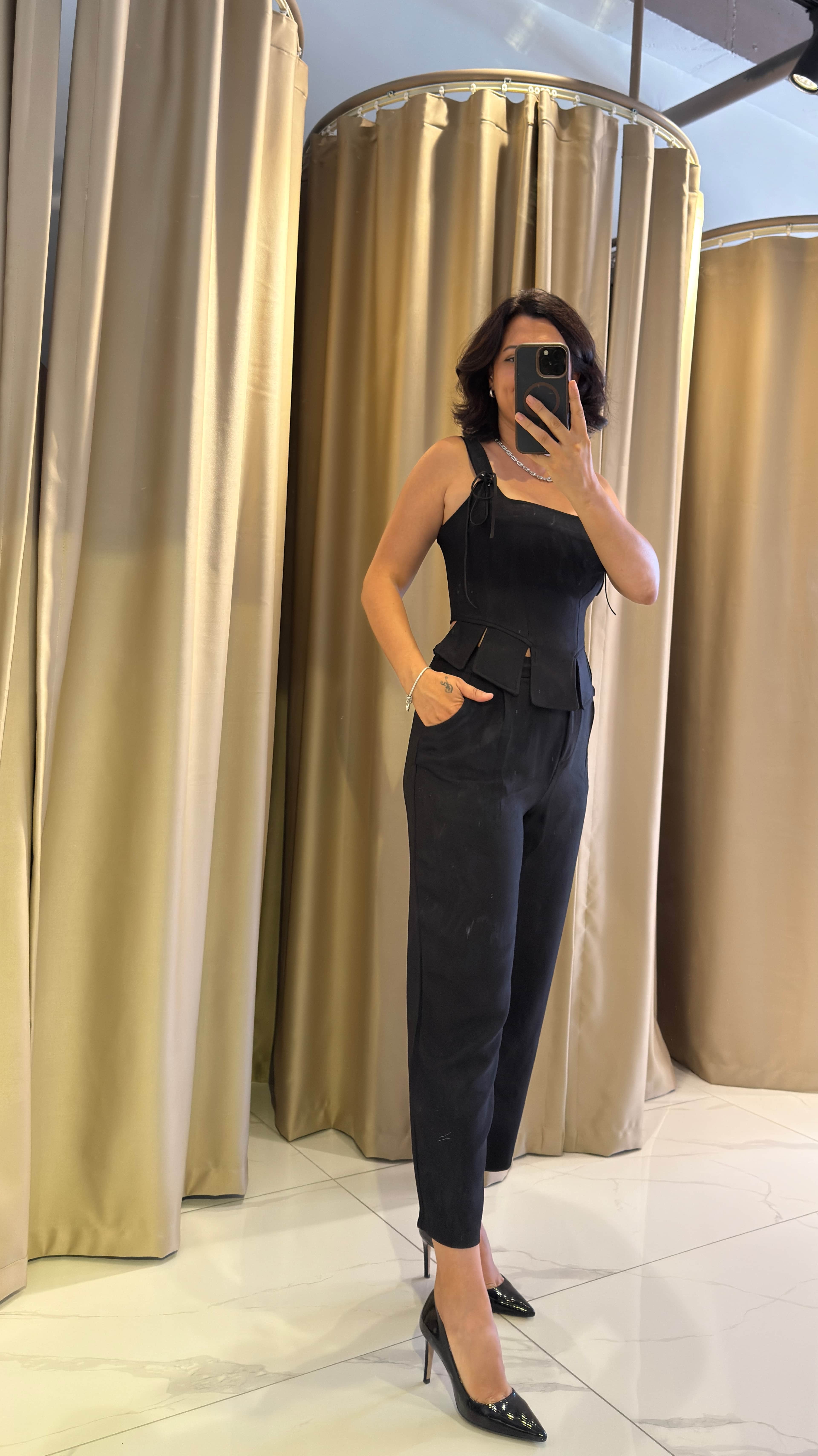 HAVUÇ MODEL KUMAŞ PANTOLON