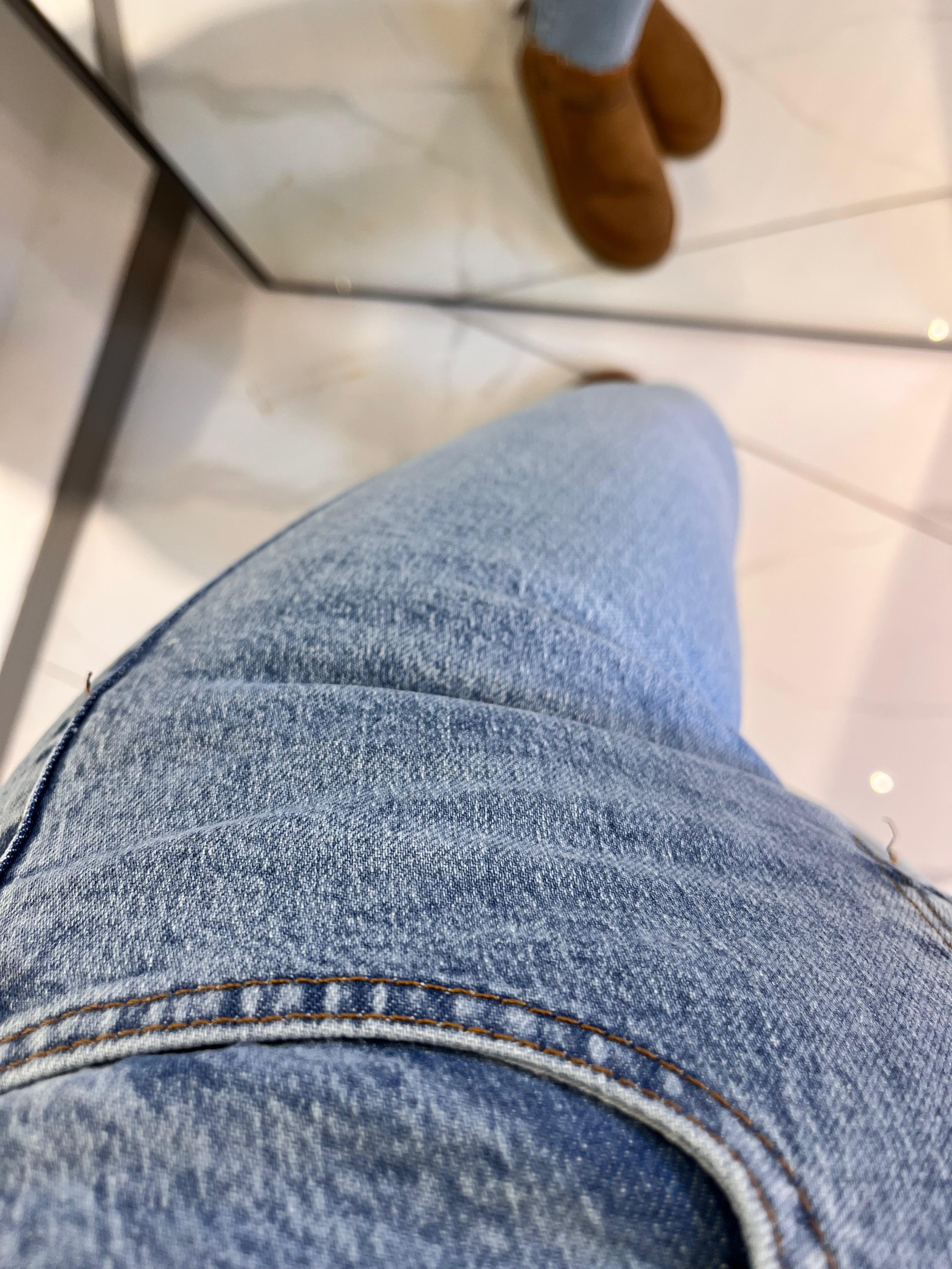 MARKA MODEL KESİK PAÇA BOYFİT JEAN