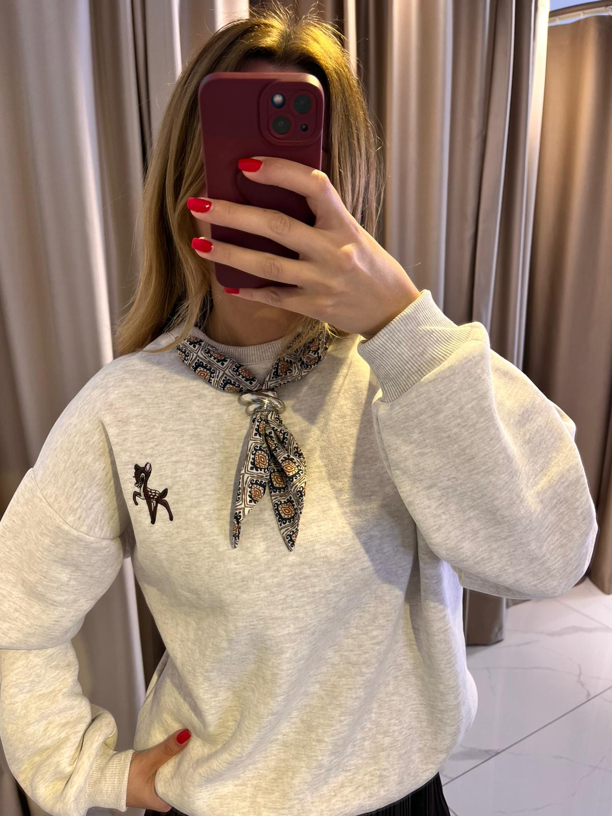 YAKA FULAR DETAYLI SWEAT