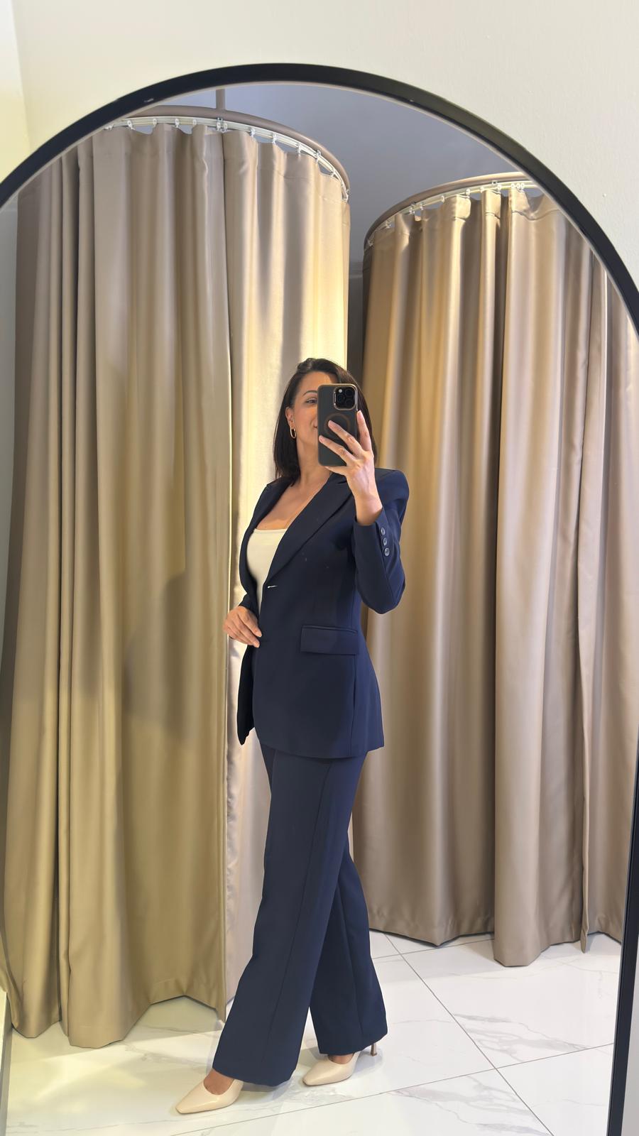 BELE OTURAN BLAZER CEKET