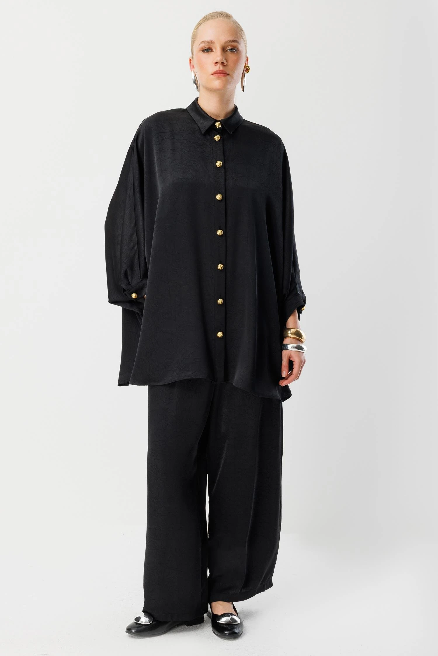 GHİSA YARASA KOL SATEN TAKIM 26KGSTKM4086