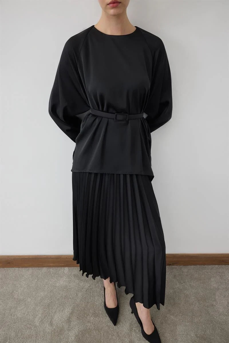 MİORİ NORA SATEN PLİSE ETEKLİ TAKIM MIO26K0500021