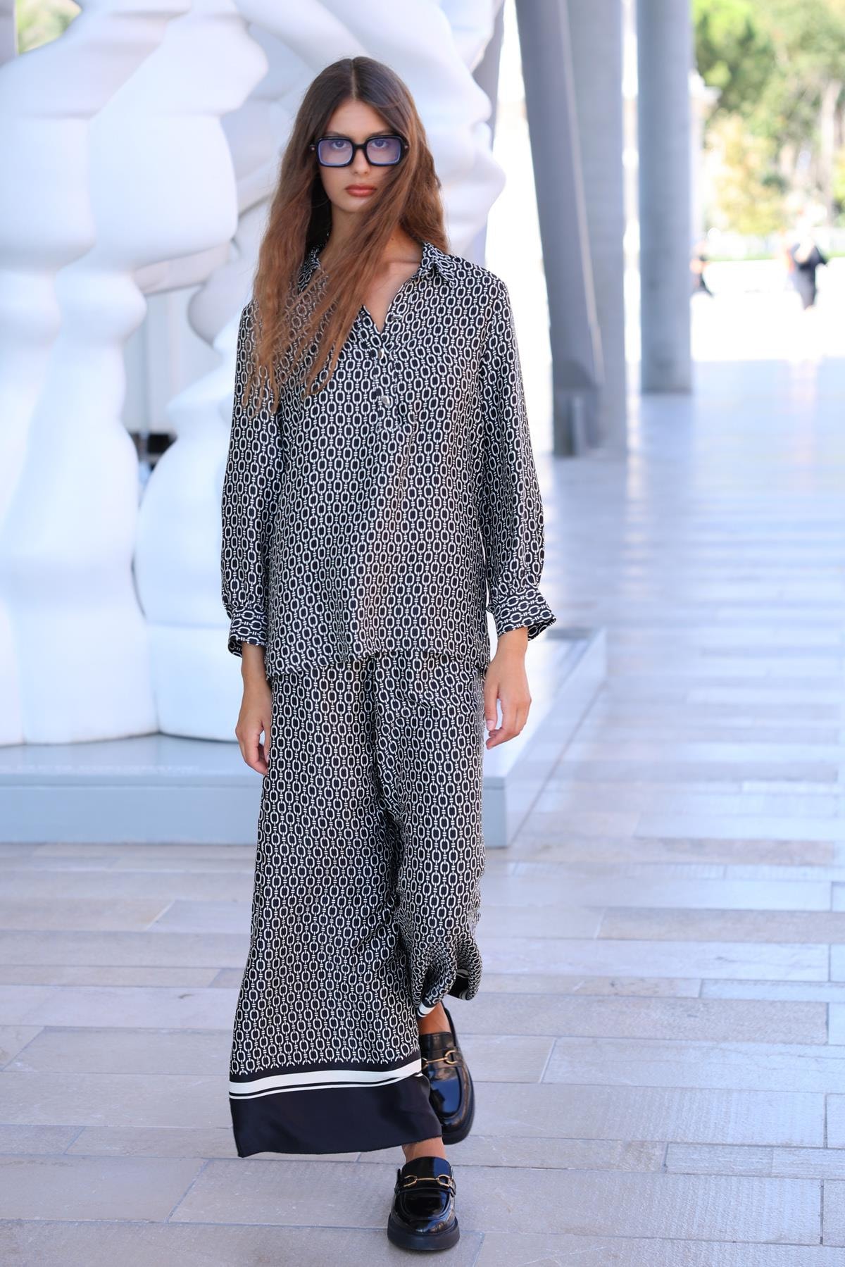 NOİ VİSCON RETRO DESENLİ ŞÖMİZYE YAKA GÖMLEK 65106