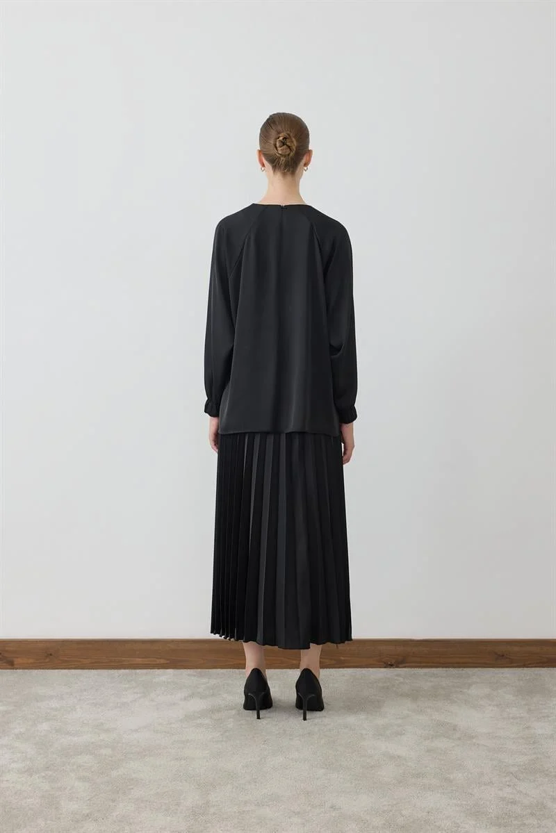 MİORİ NORA SATEN PLİSE ETEKLİ TAKIM MIO26K0500021