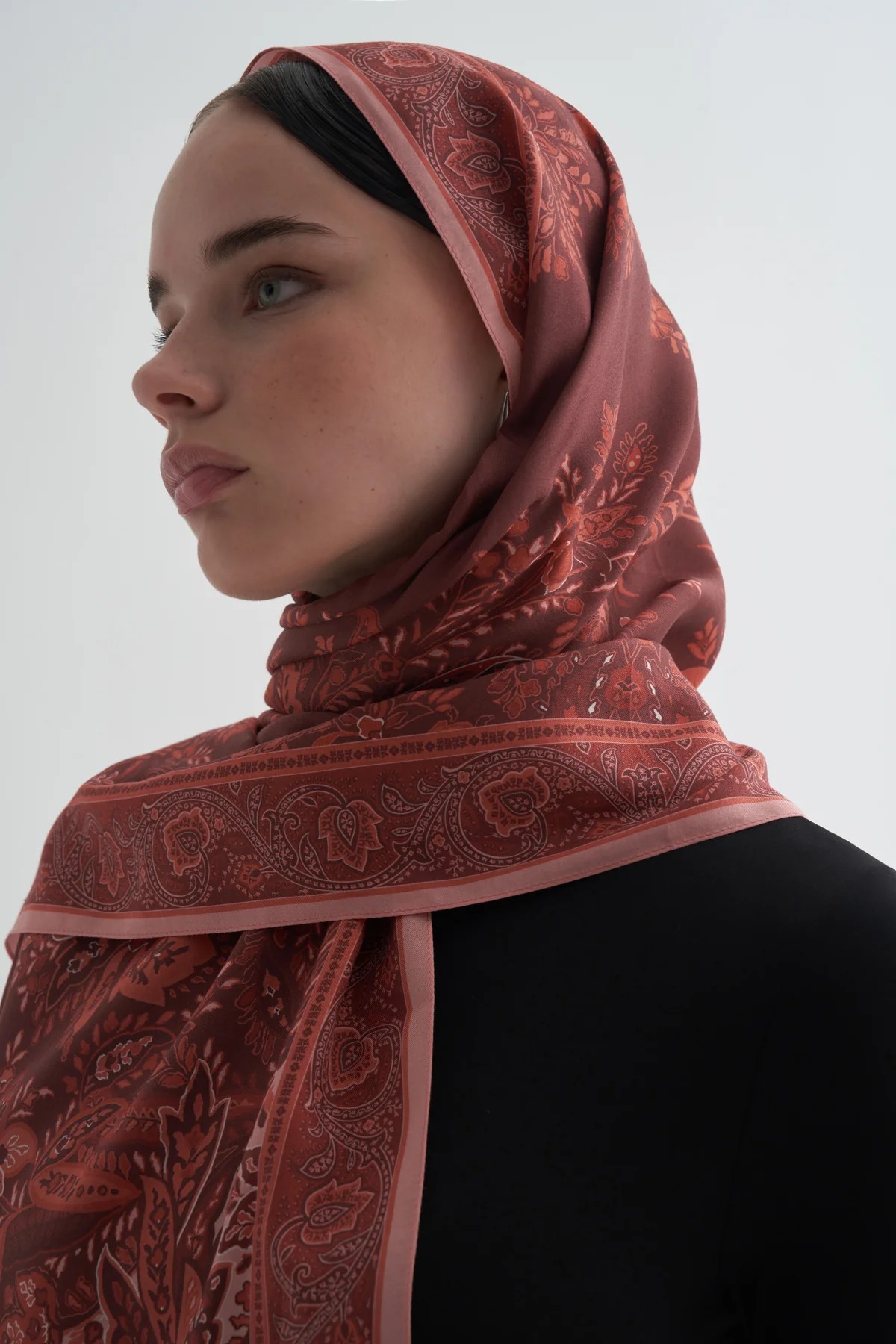 RED İVY ŞAL